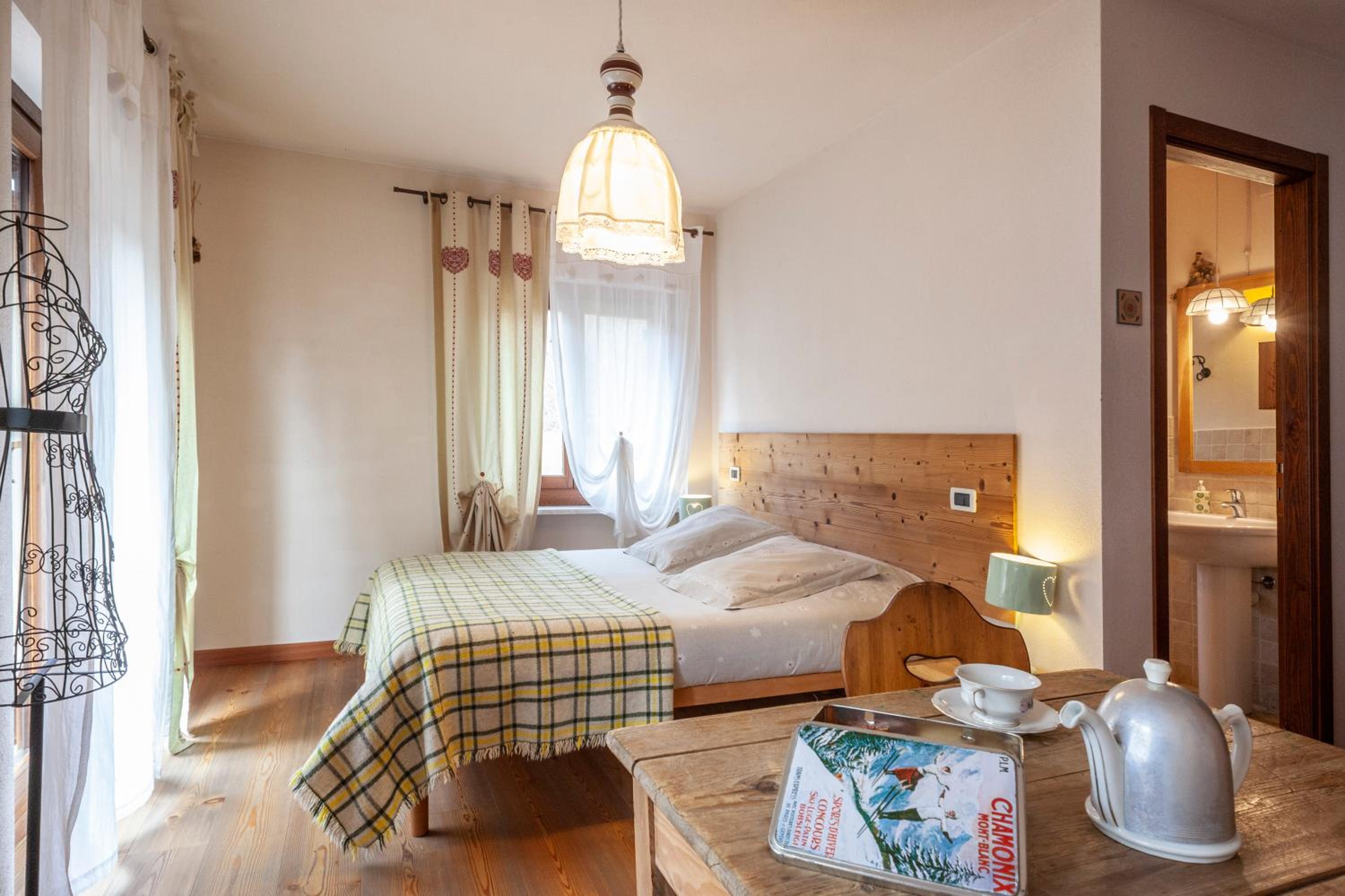 Double or Twin Room - Photo 1