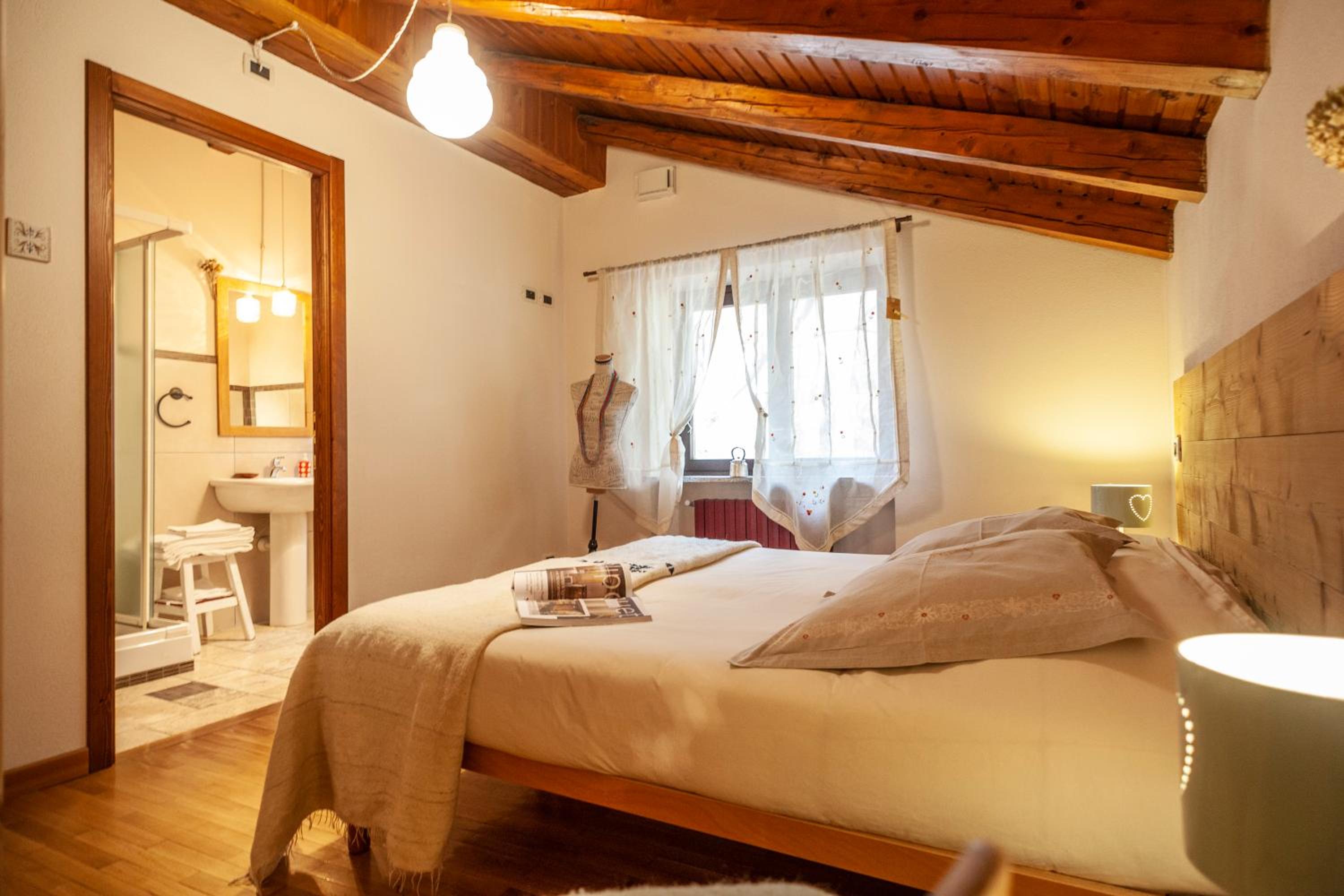 Double or Twin Room - Photo 24