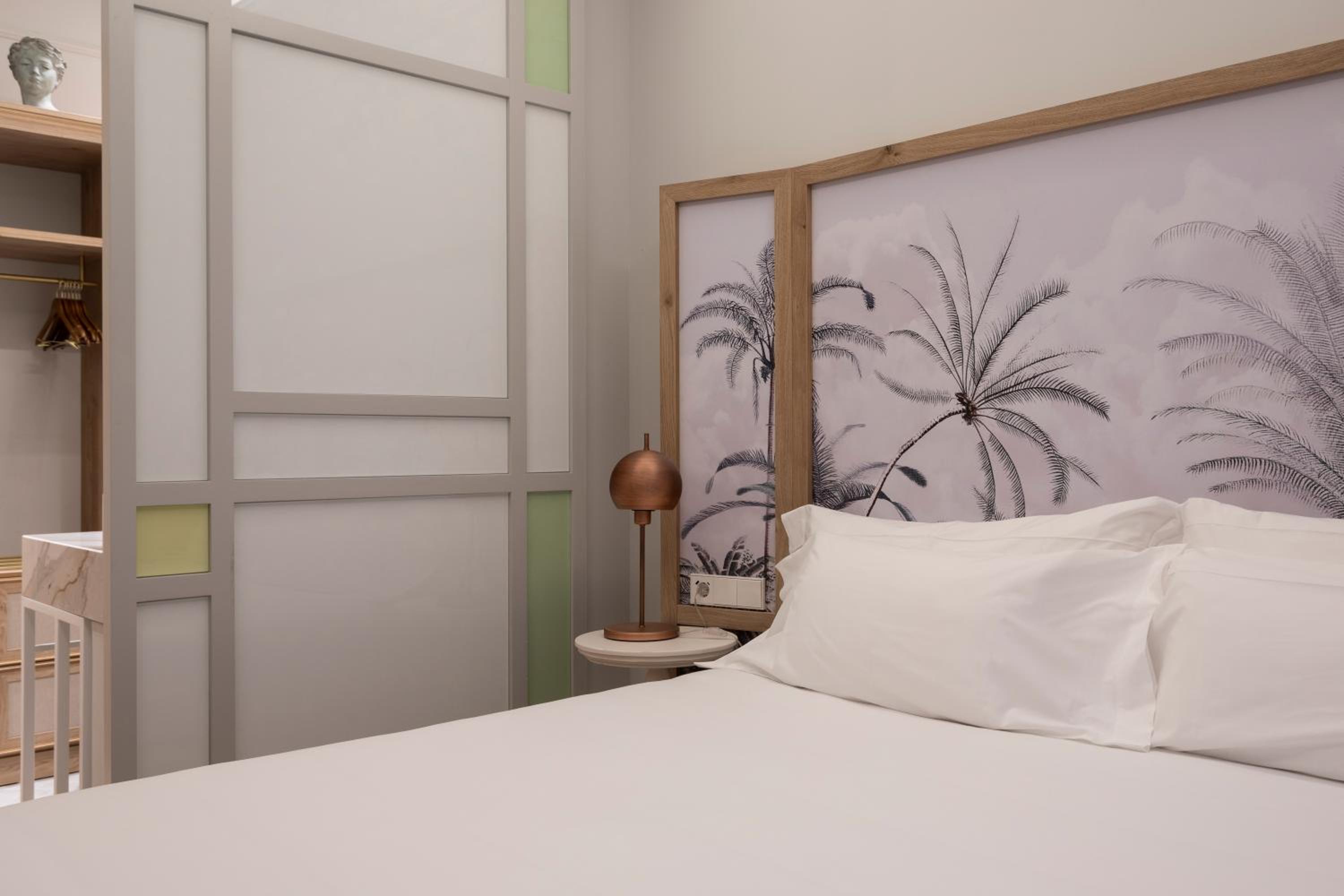 Double Room - Photo 9