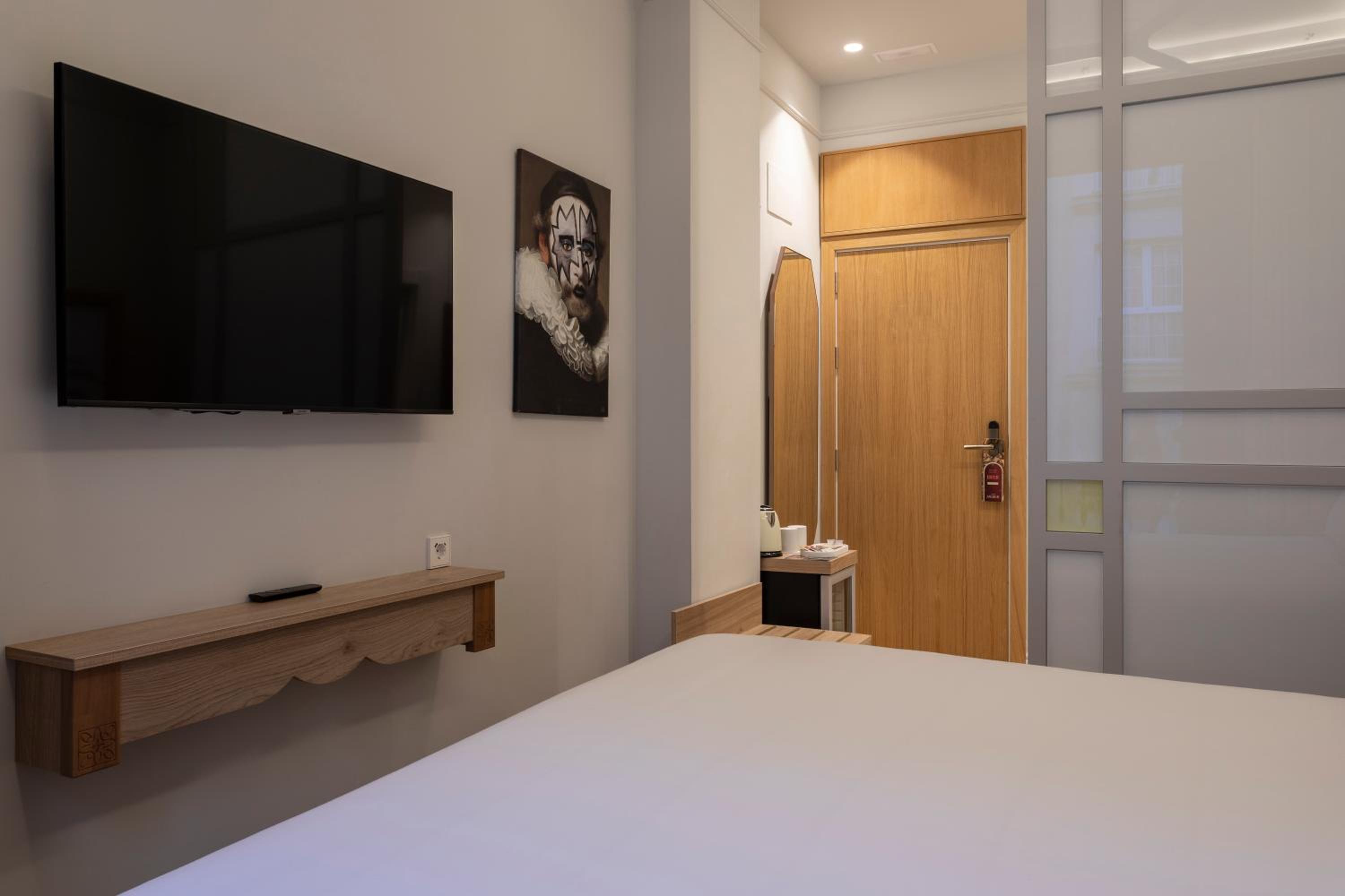 Double Room - Photo 10