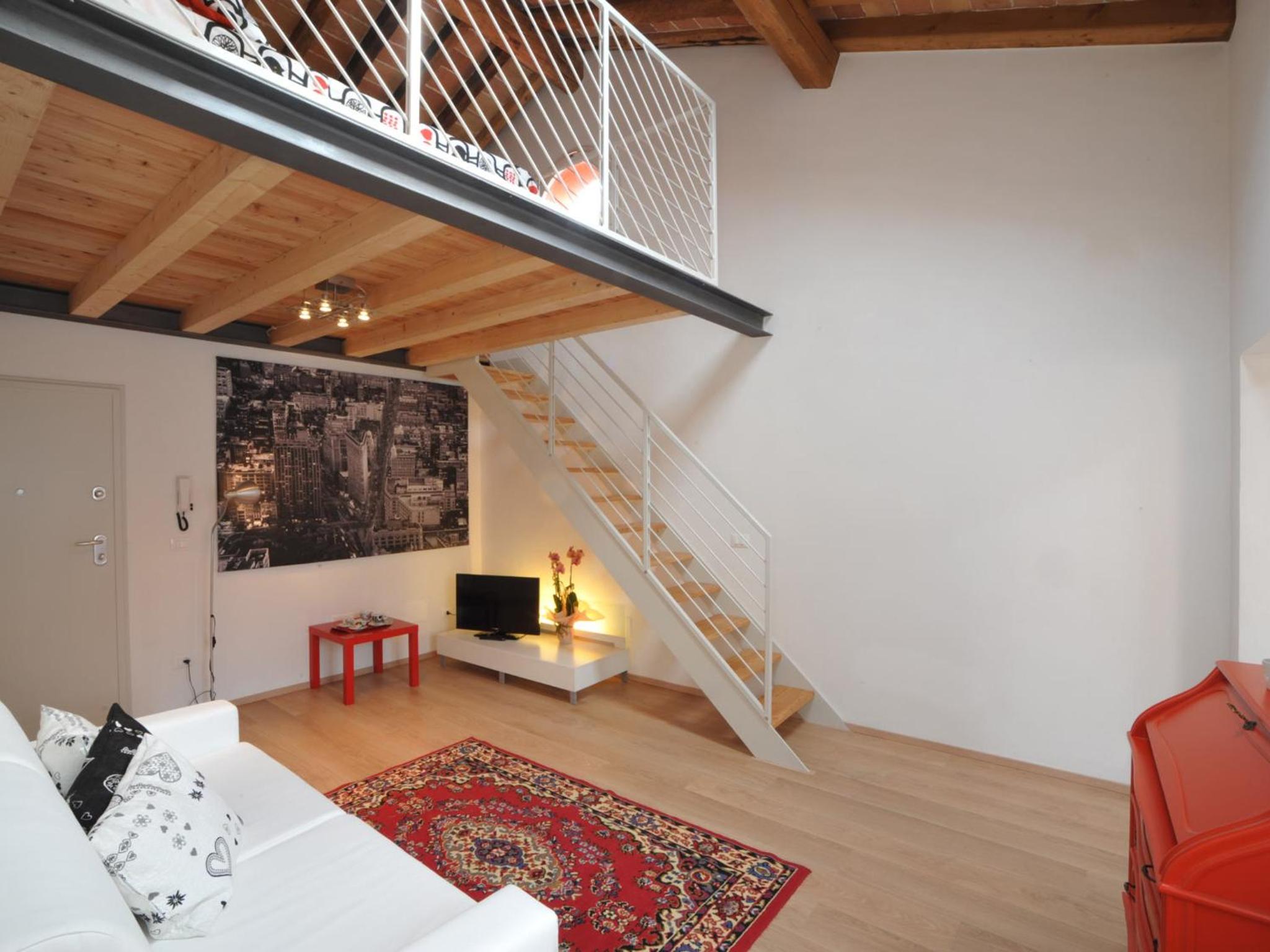 Loft - Photo 3