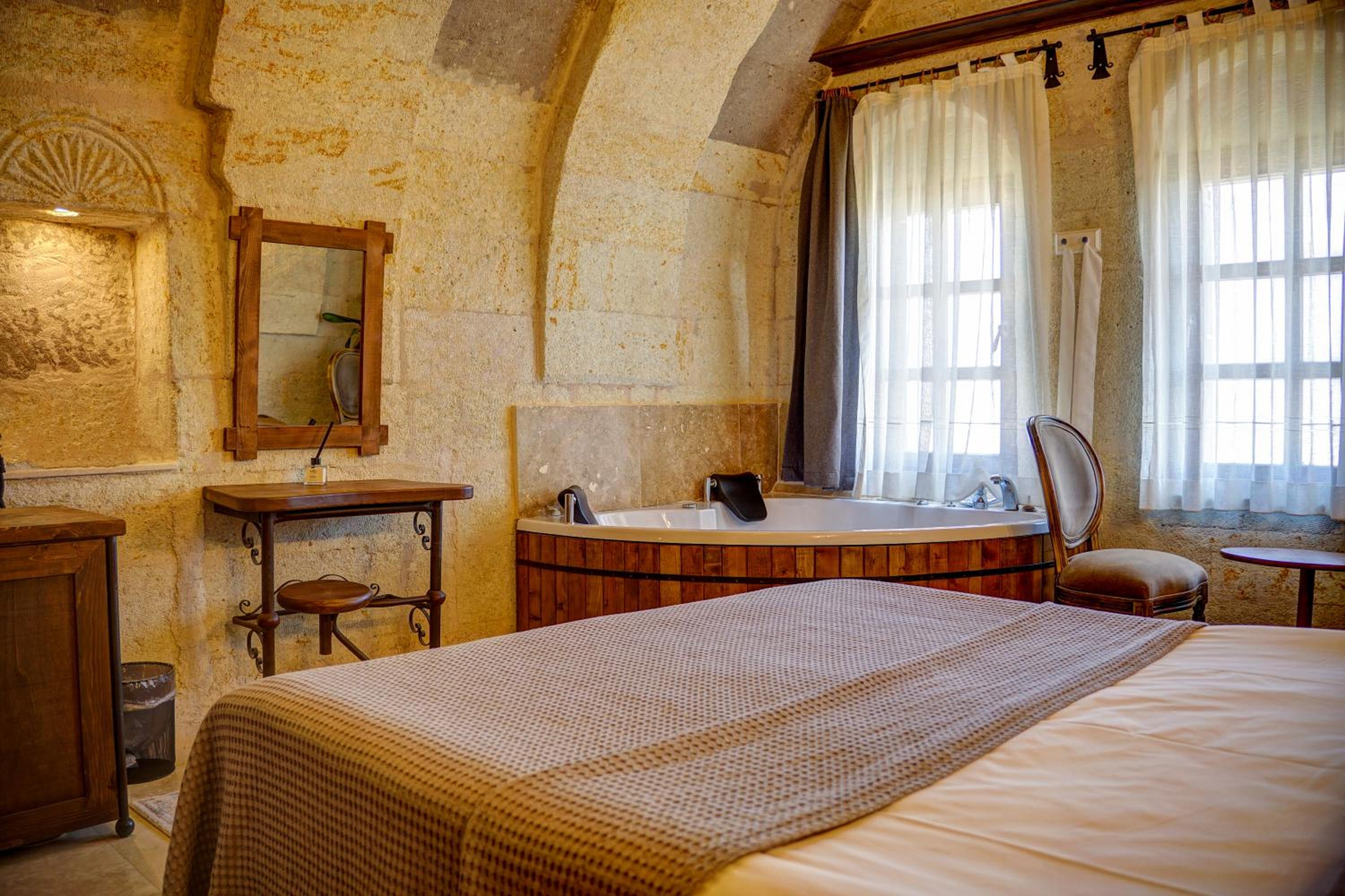 King Room with Mountain View - Photo 1