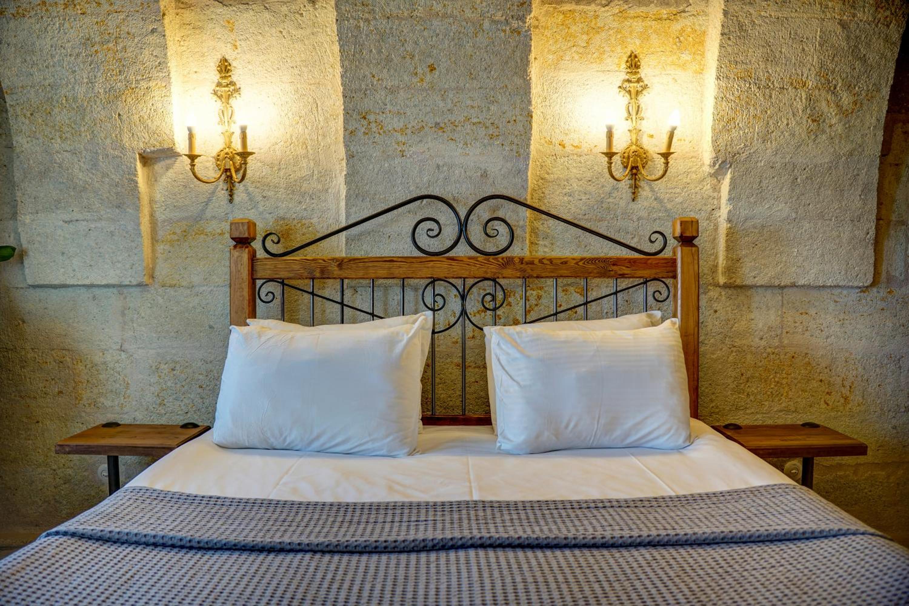 King Room with Mountain View - Photo 10