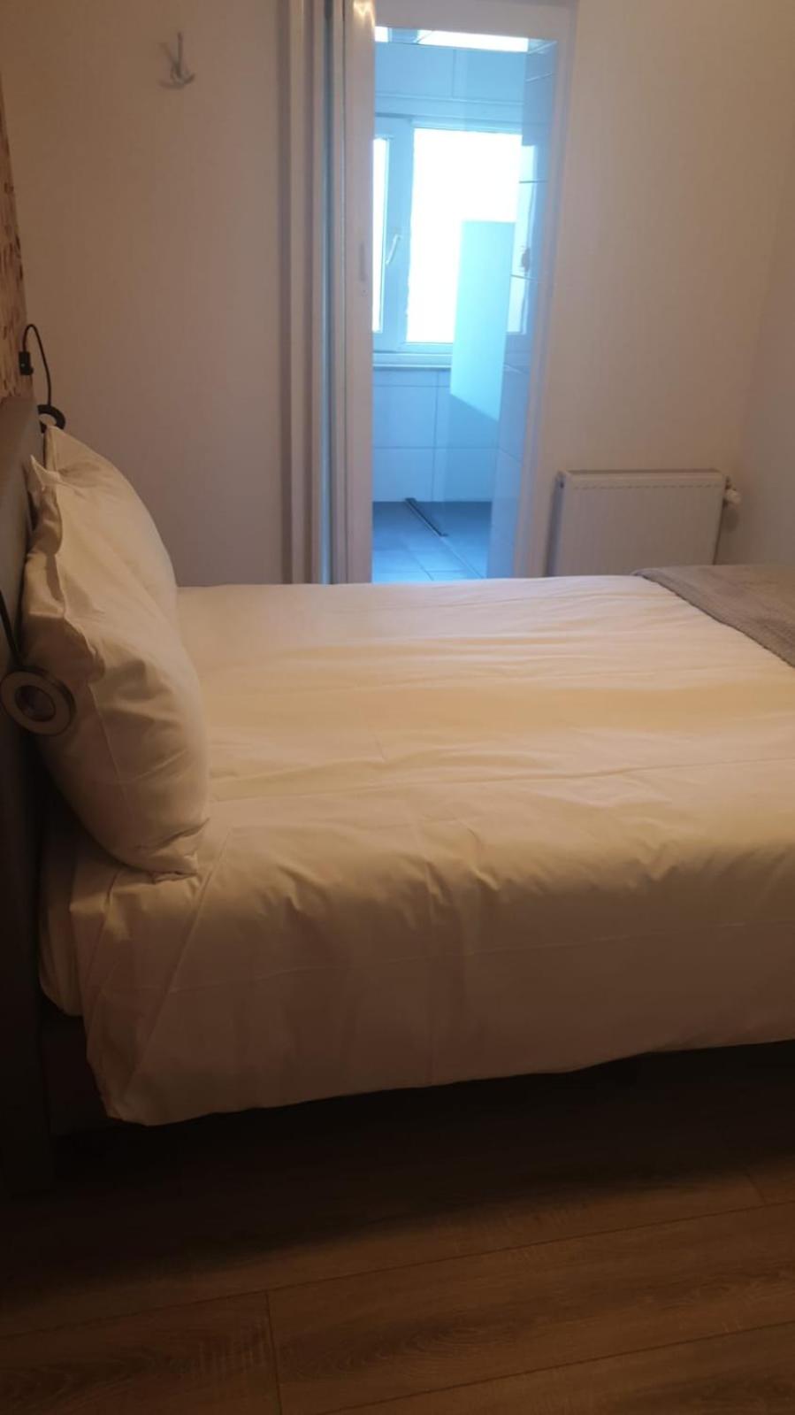 Small Twin Room photo 1