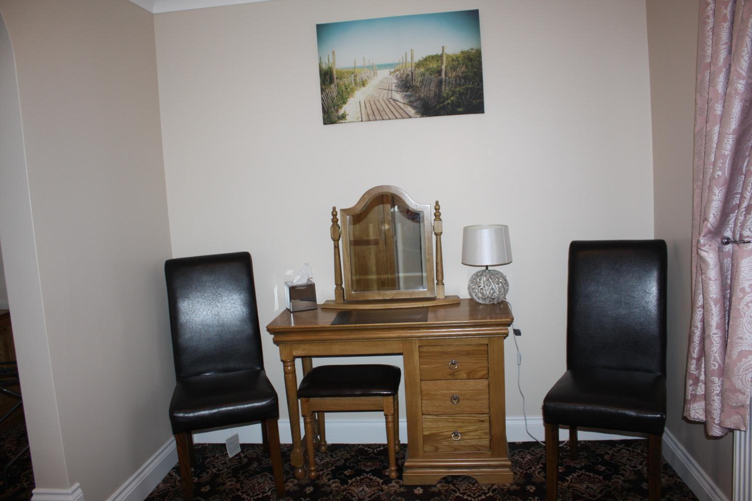 Deluxe King Room - Second Floor photo 2