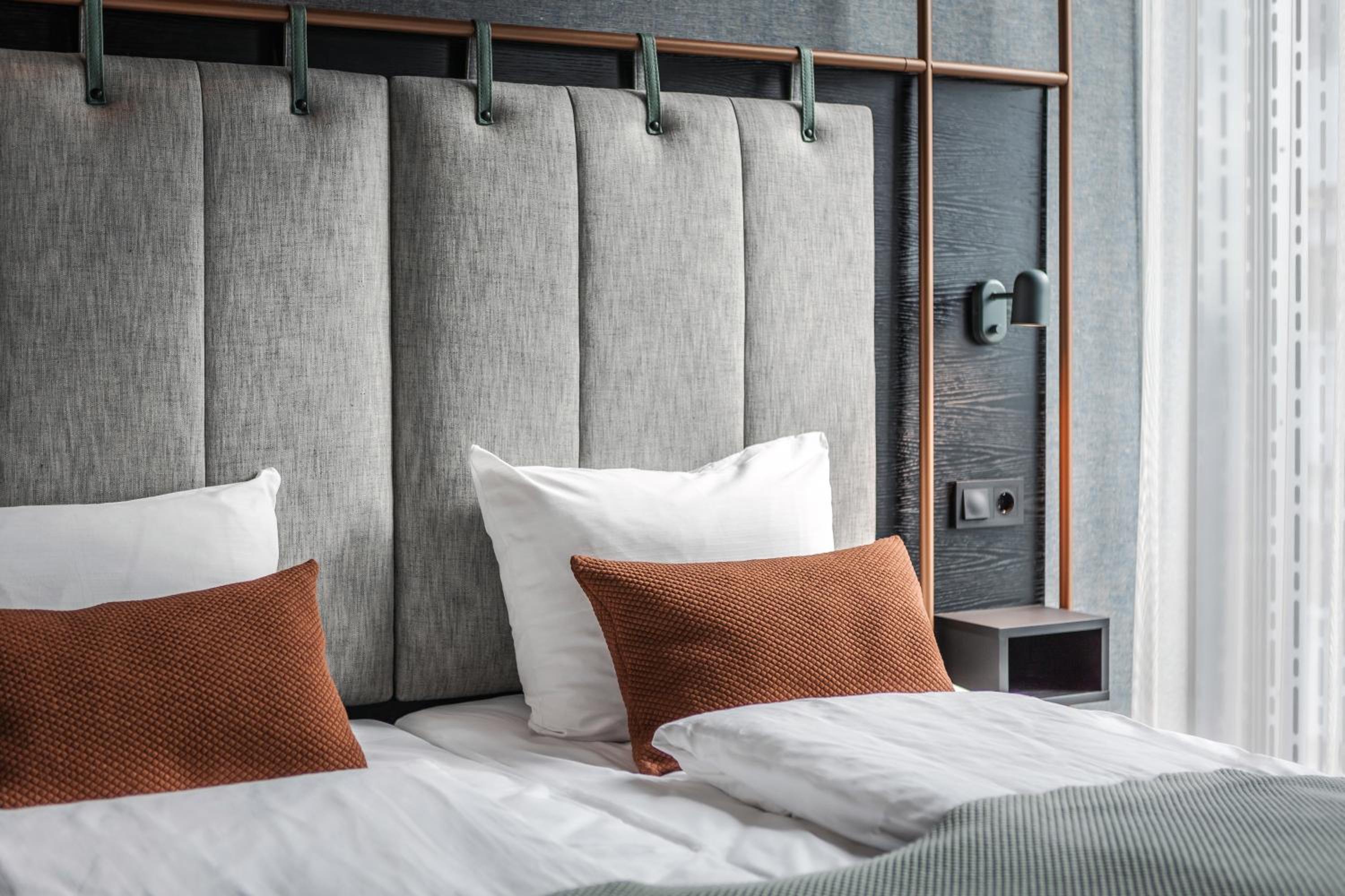 Standard Twin Room - Photo 1