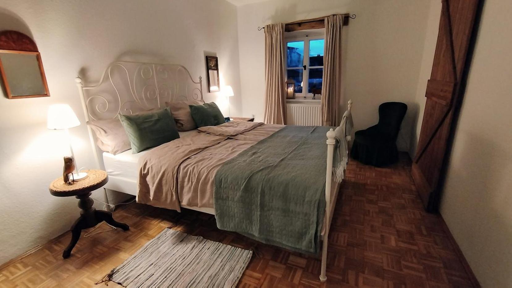 Double Room with Private Bathroom photo 2