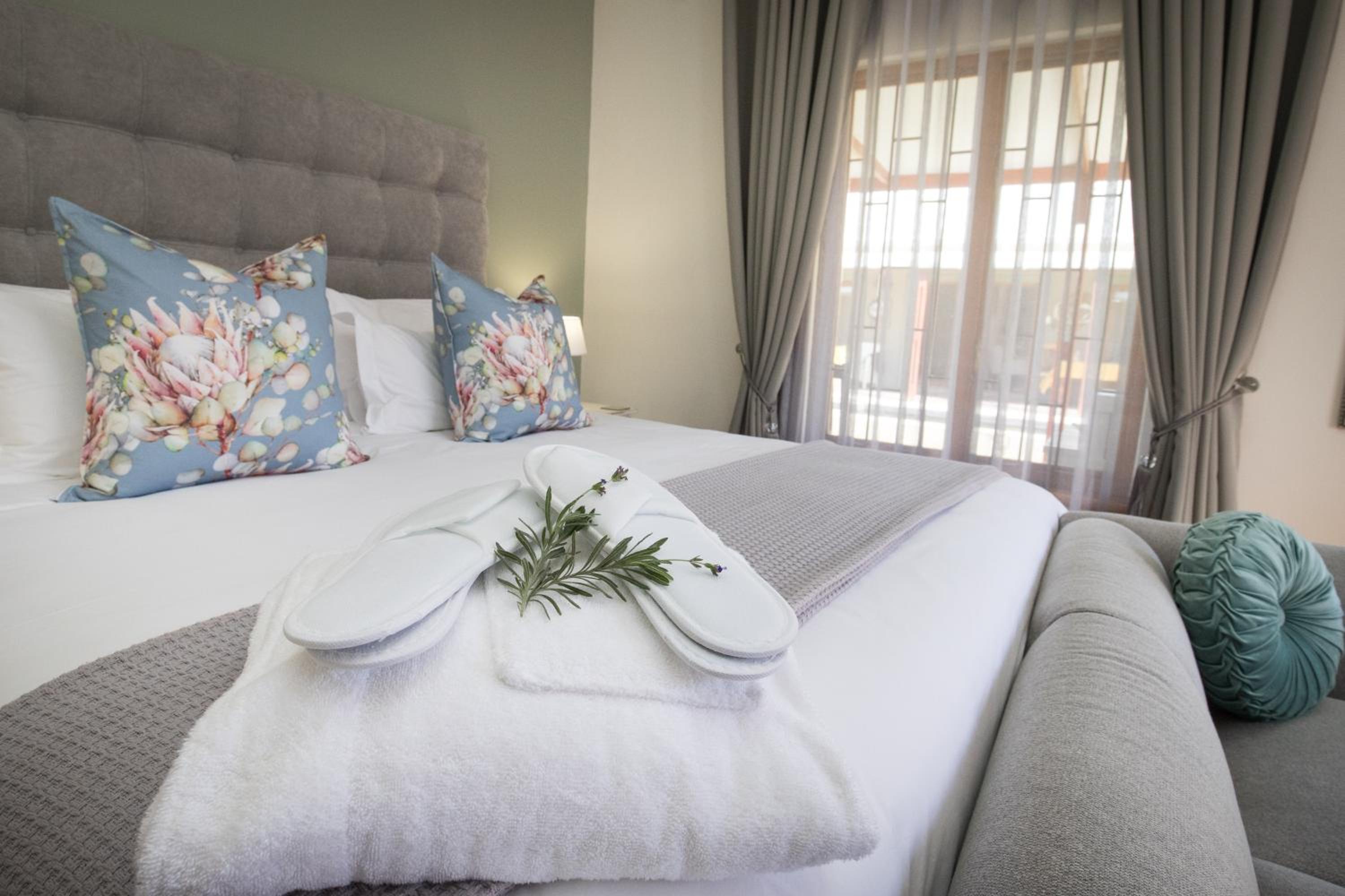 Superior King Room