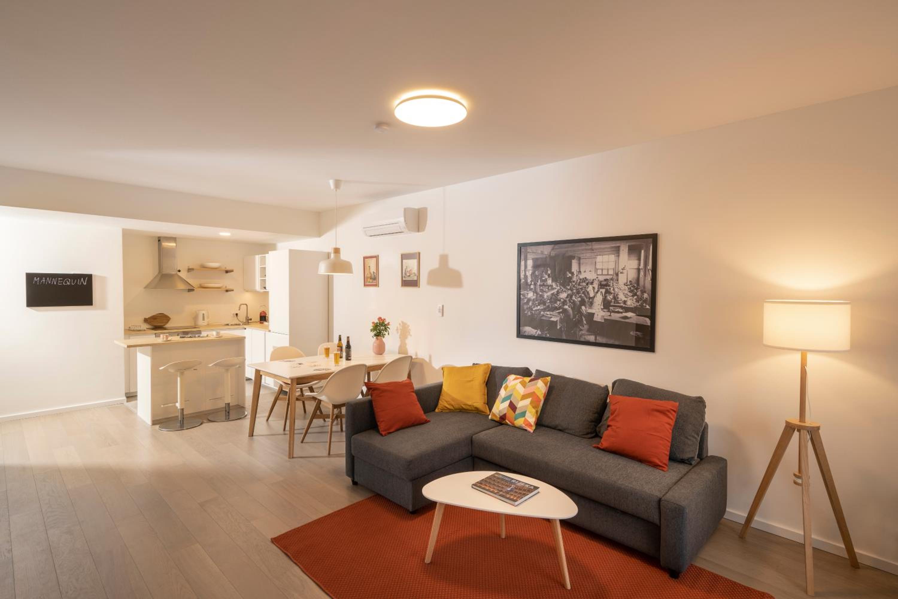 One-Bedroom Apartment