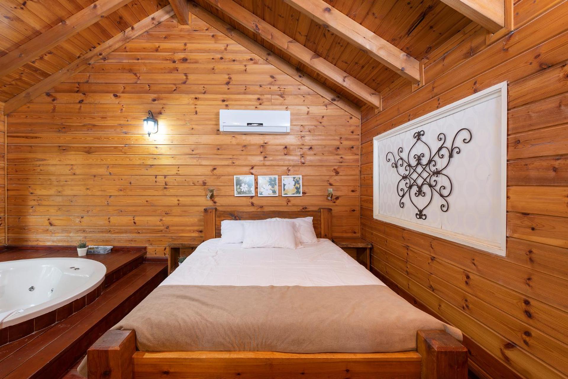 Superior Chalet - Photo 14