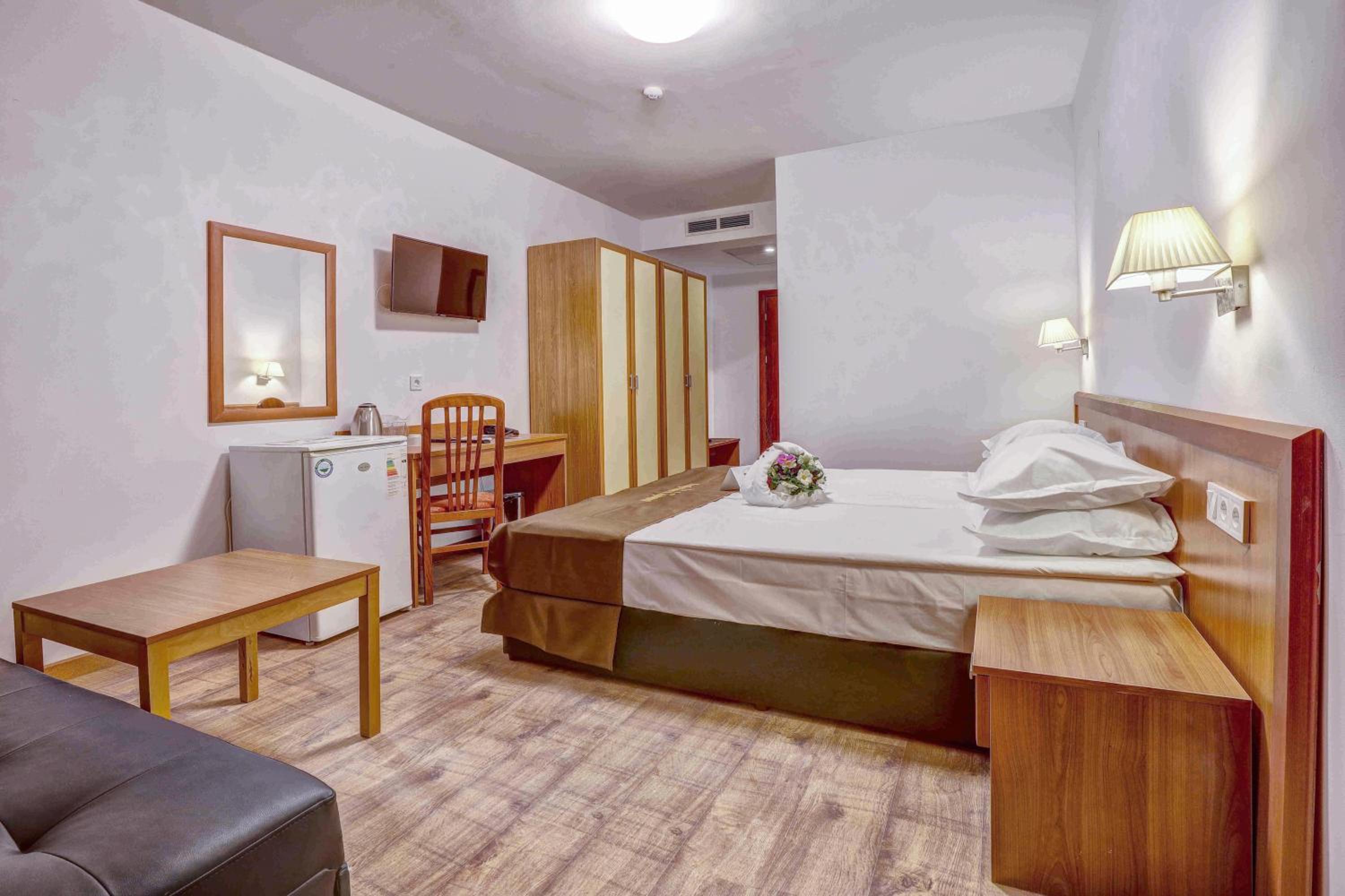Promo Double Room - No Balcony - Free Aquapark Access photo 1