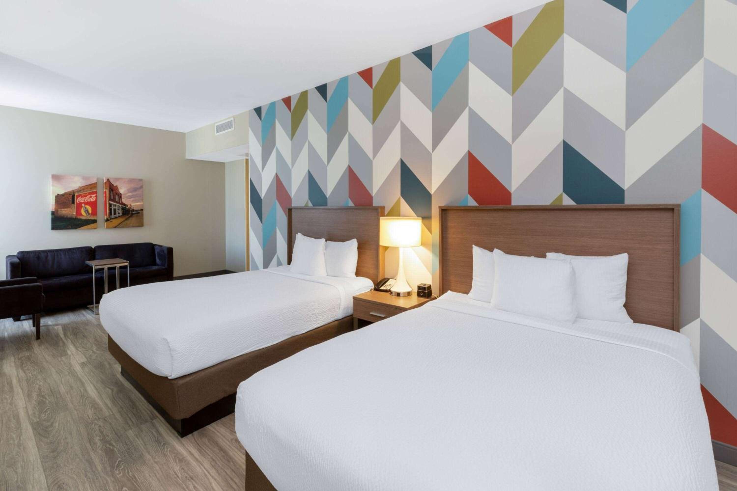 Studio Suite with Two Queen Beds and Bath Tub - Mobility Accessible/Non-Smoking photo 1