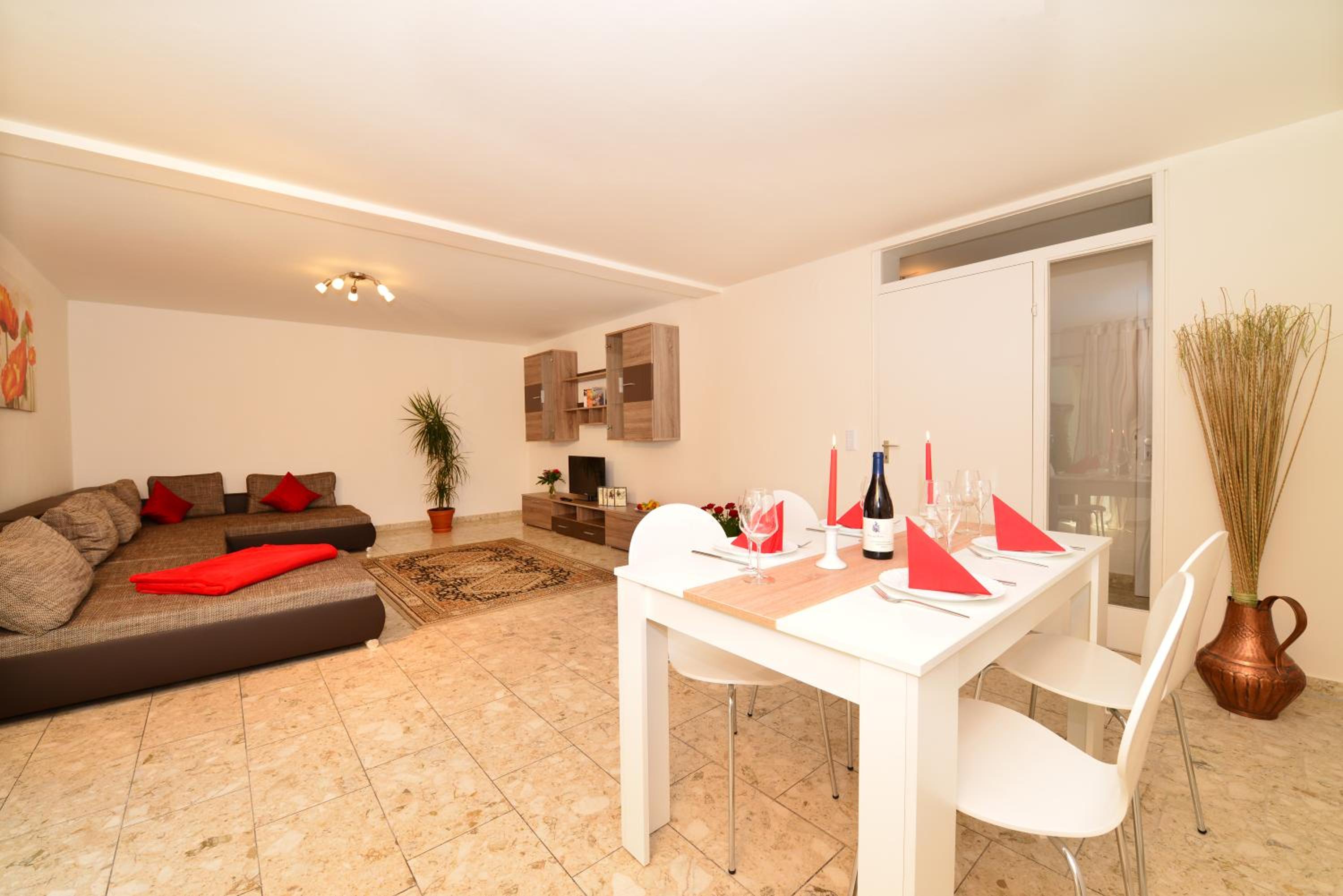 Two-Bedroom Apartment with Terrace photo 2