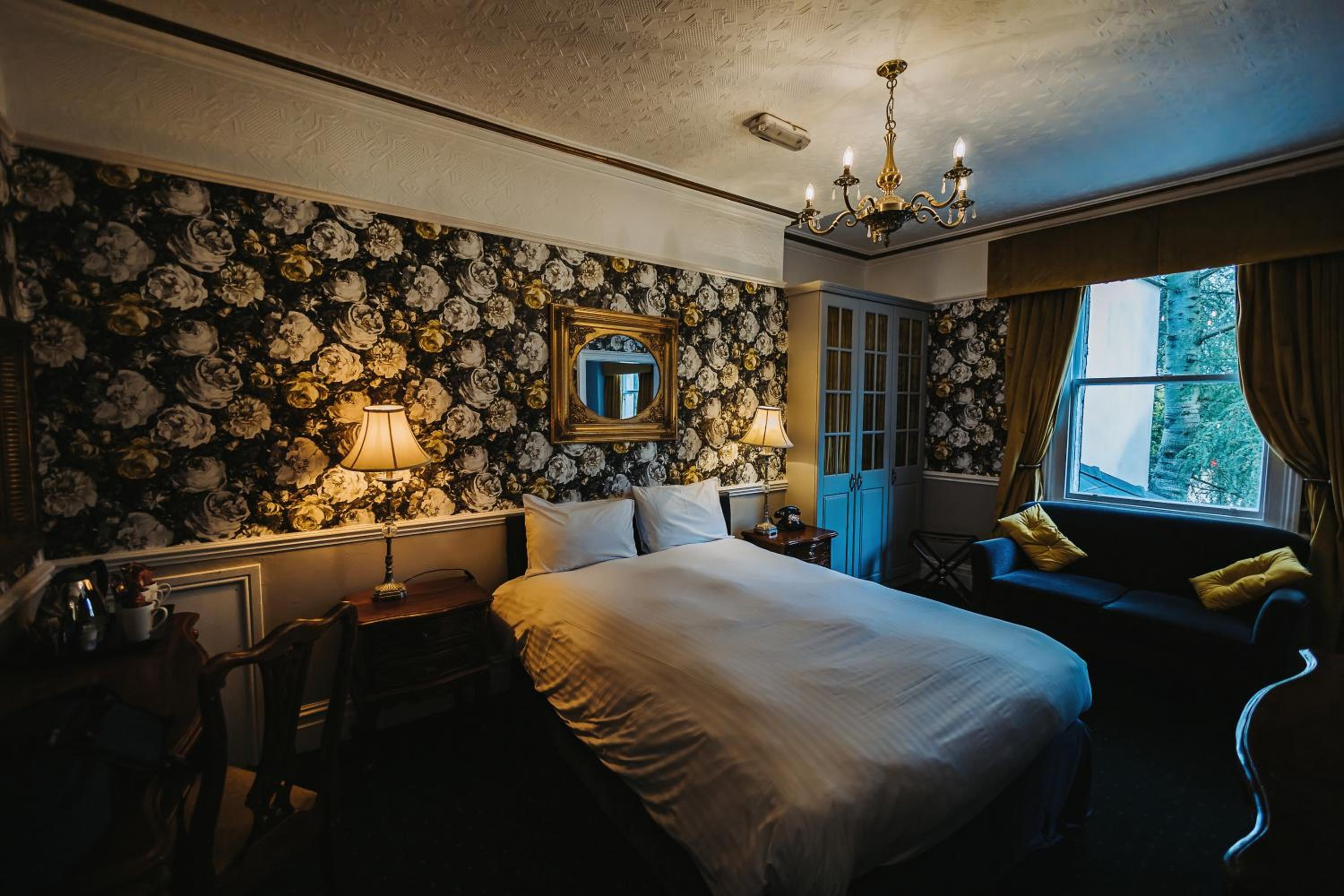 Double Room - Photo 9
