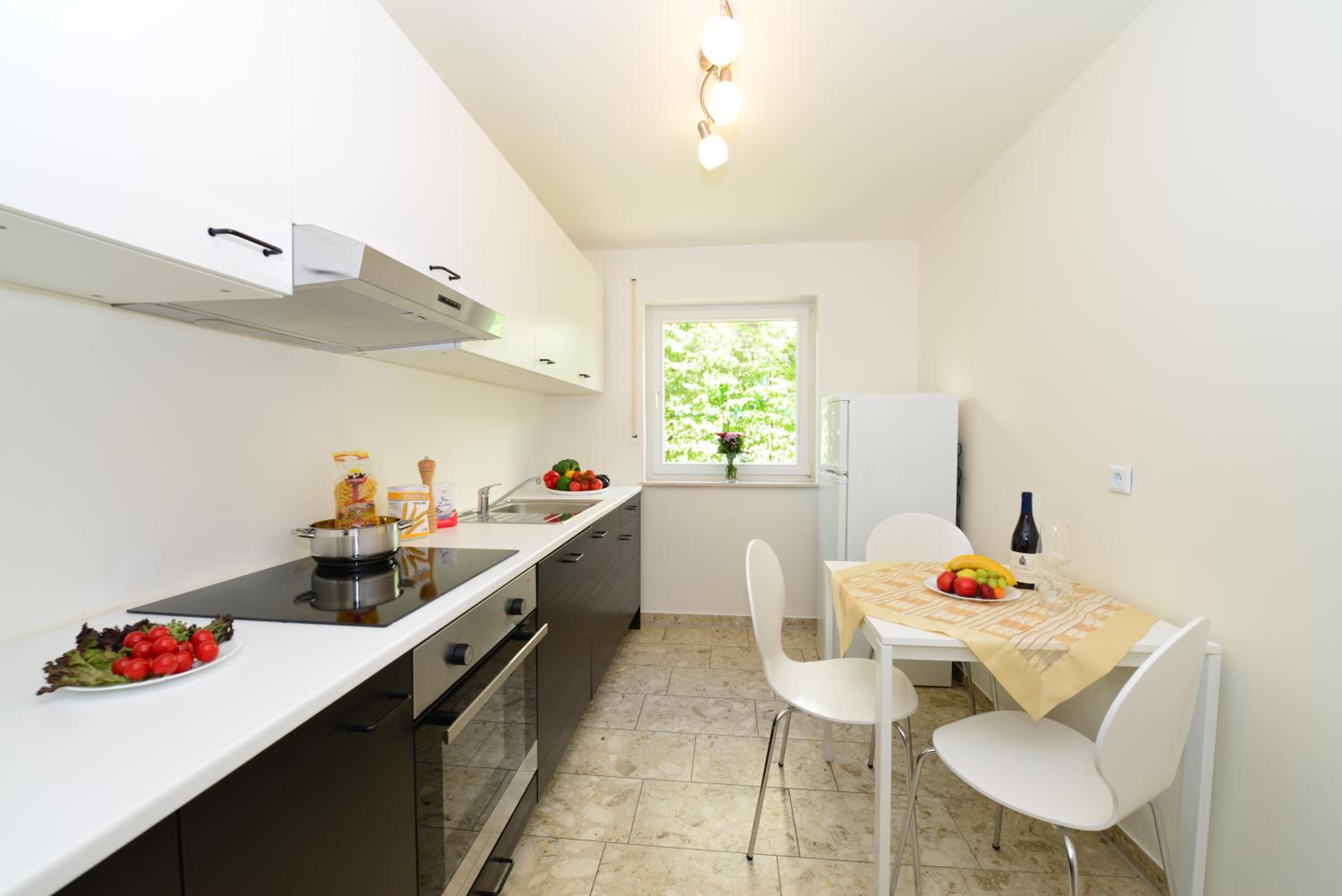 Two-Bedroom Apartment with Terrace photo 3