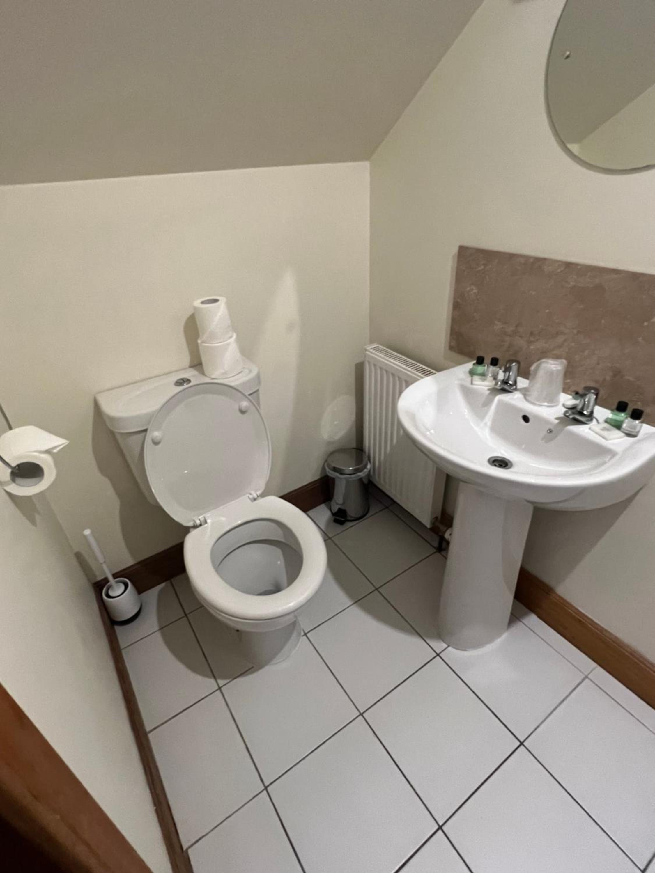 Small Double Room - Photo 4
