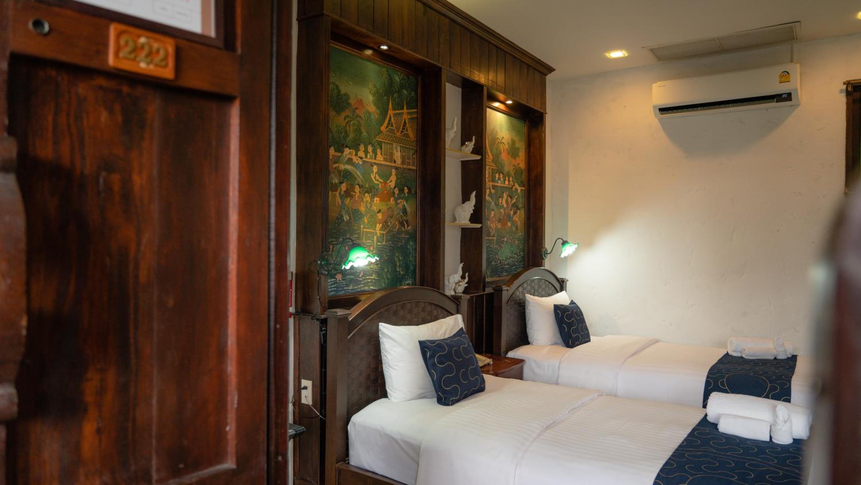 Deluxe Twin Room - Photo 4
