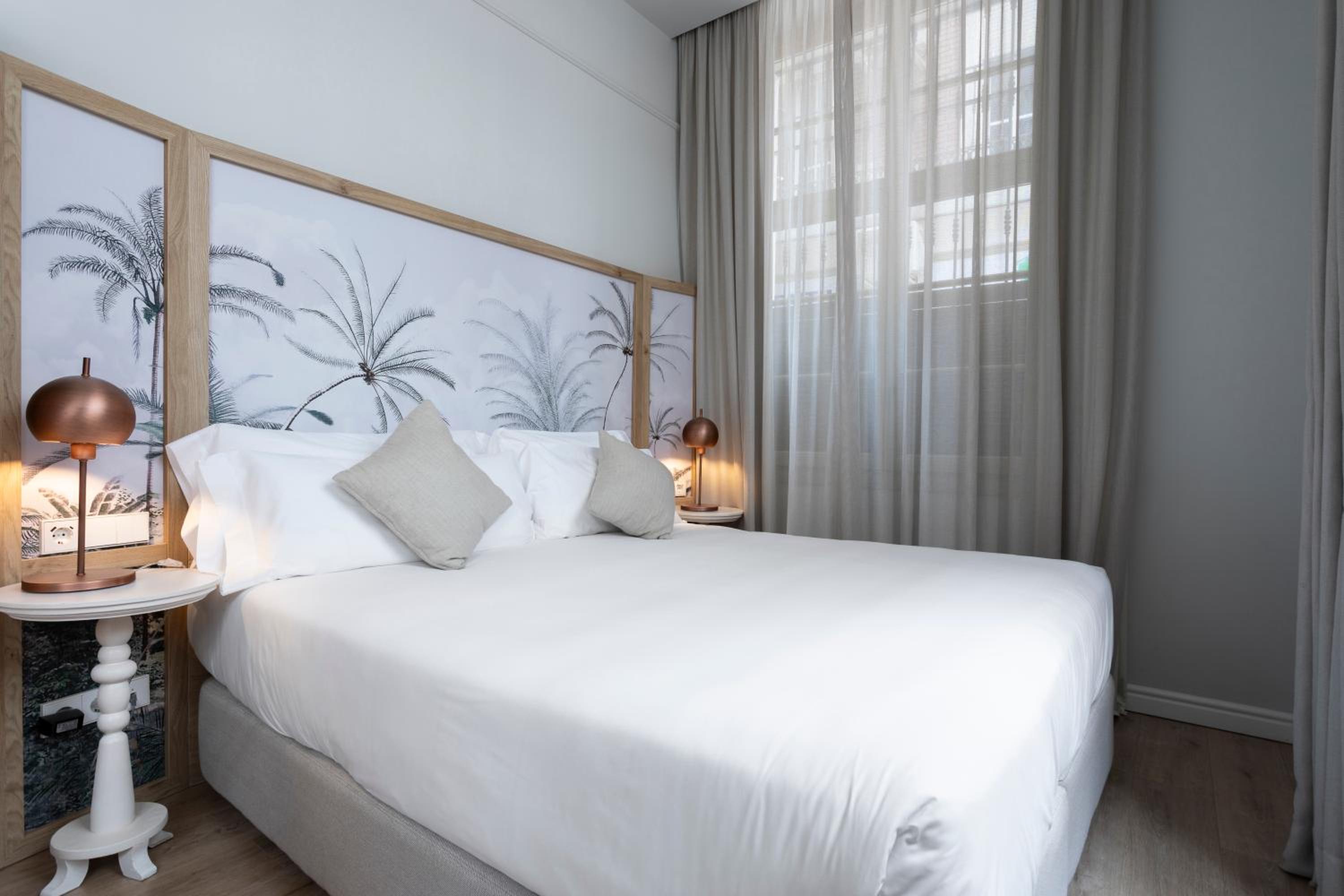 Quadruple Room - Photo 17