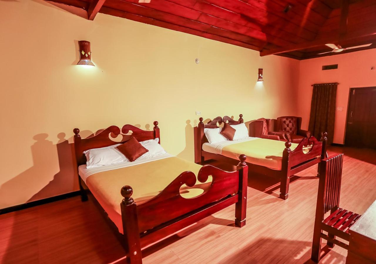 Deluxe Double Room with Extra Bed photo 2
