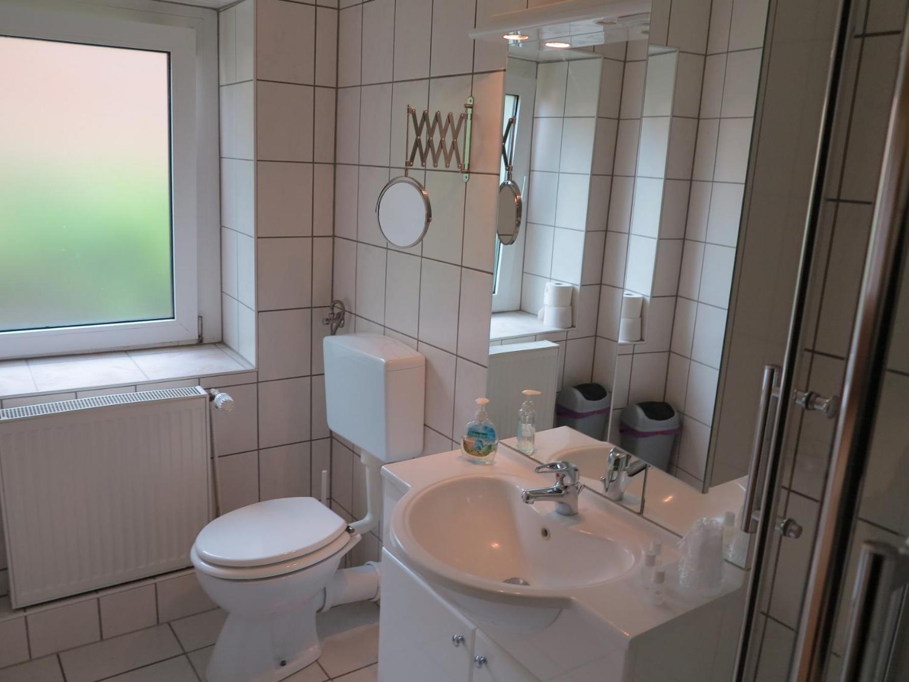 Triple Room - Photo 8