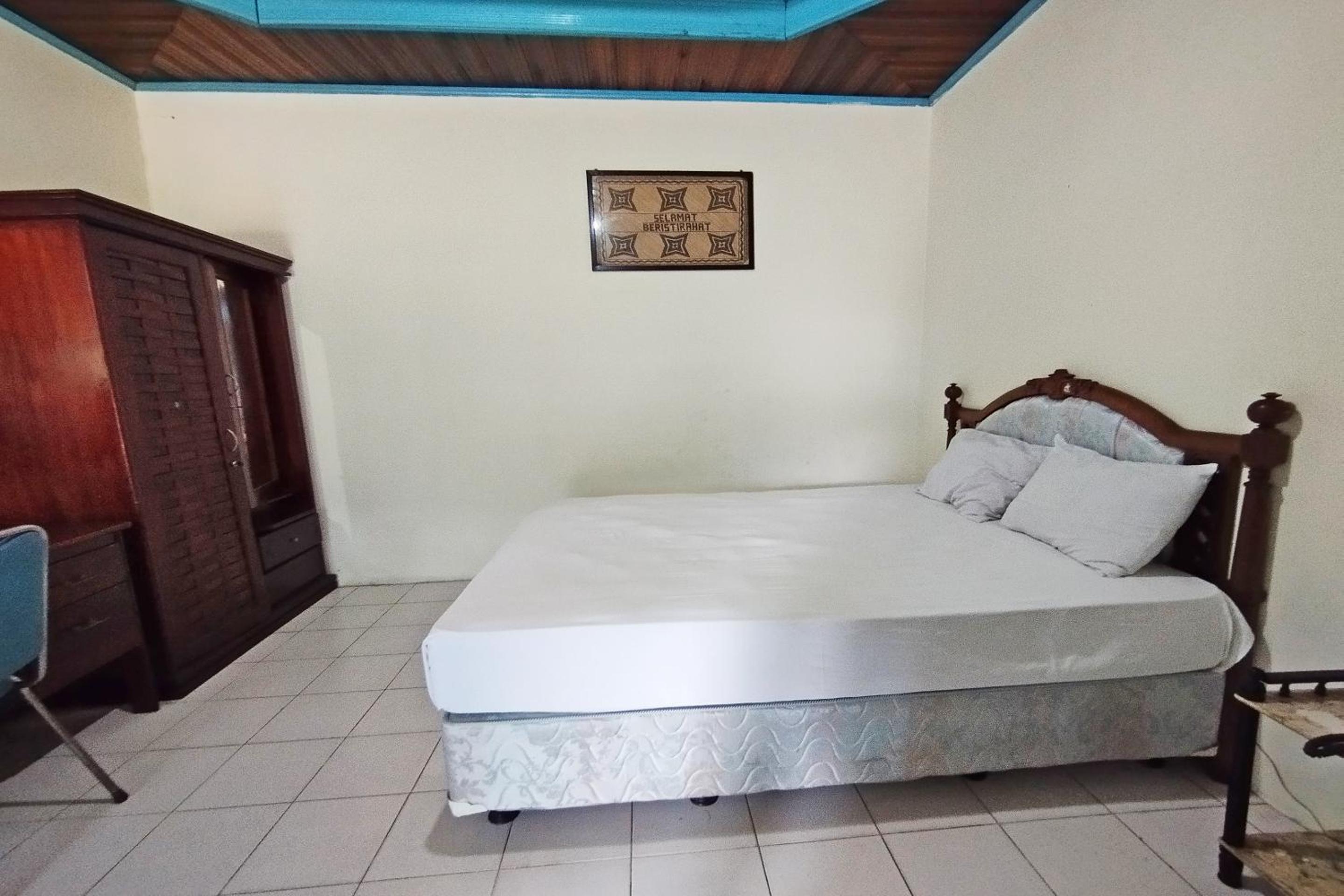Standard Double Room - Photo 5