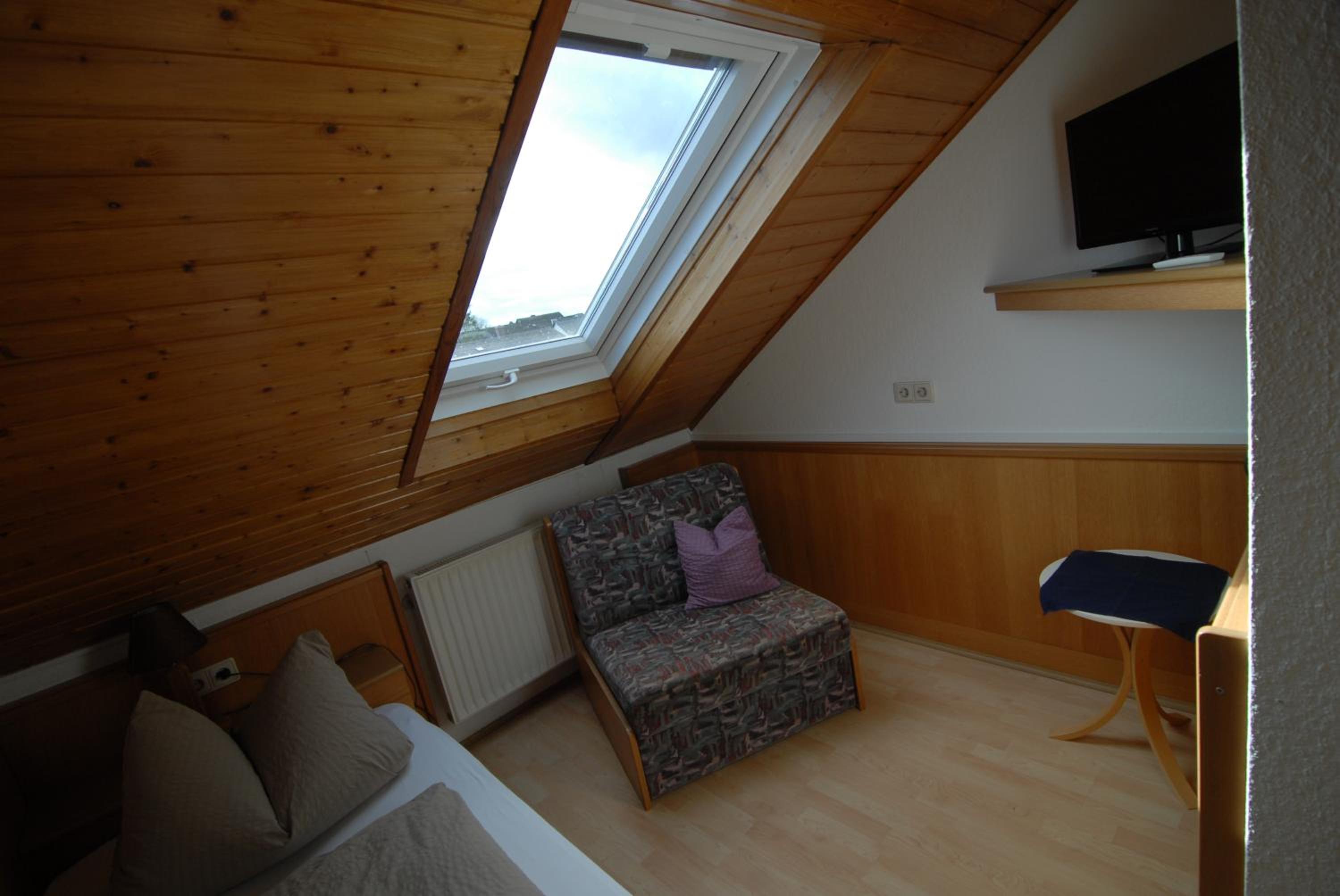 Single Room with Shower photo 3