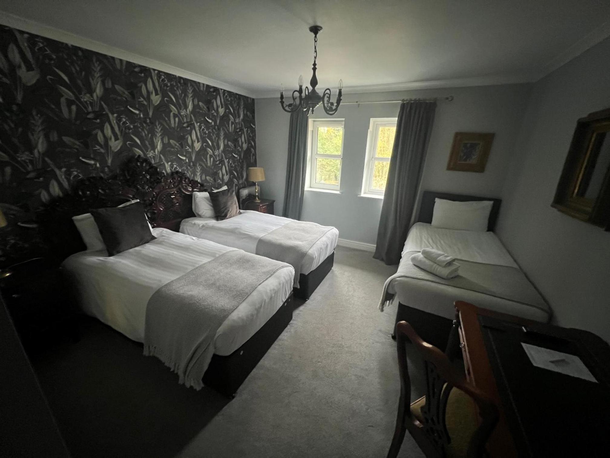 Triple Room (No pets allowed) - Photo 6