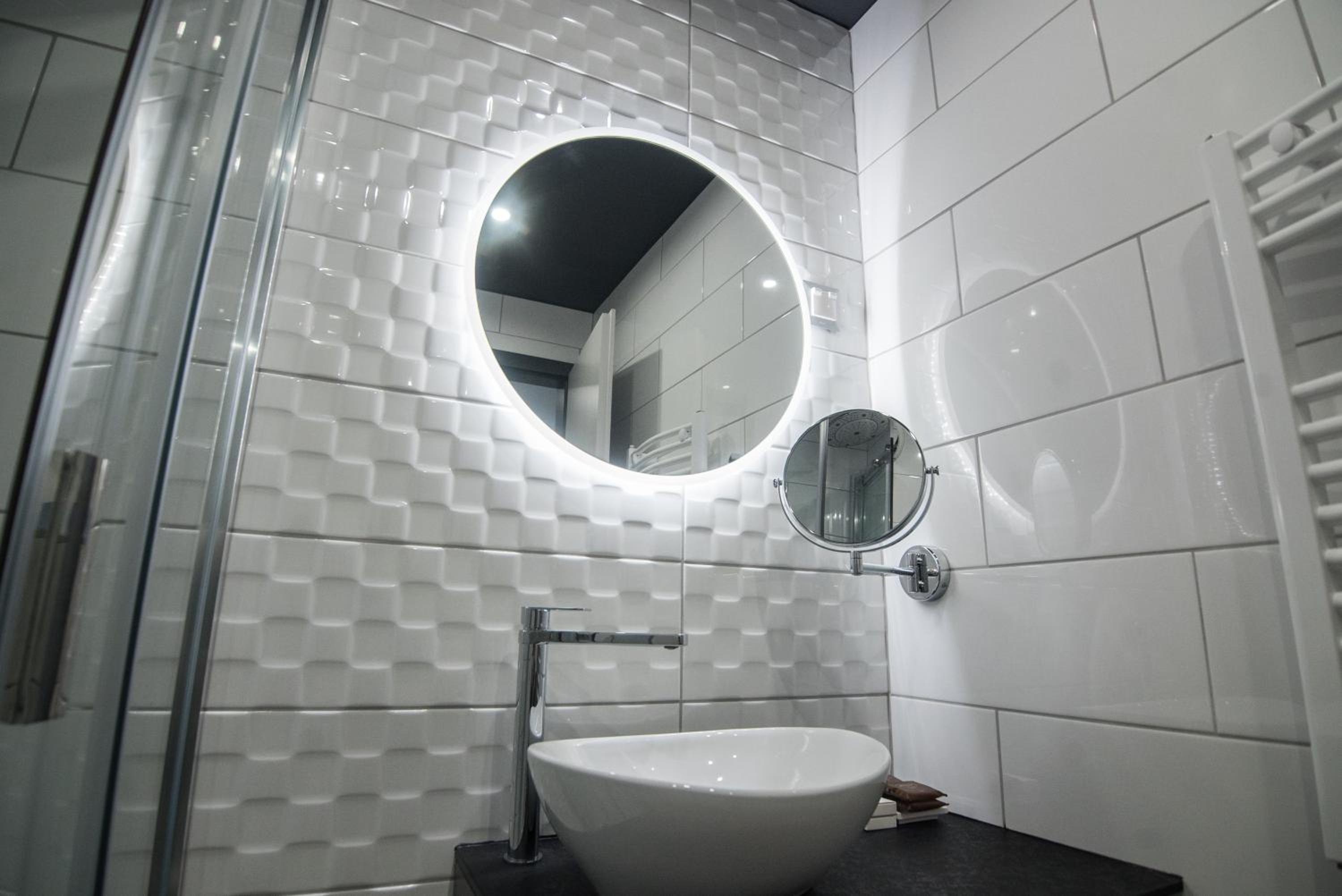 Quadruple Room - Photo 5