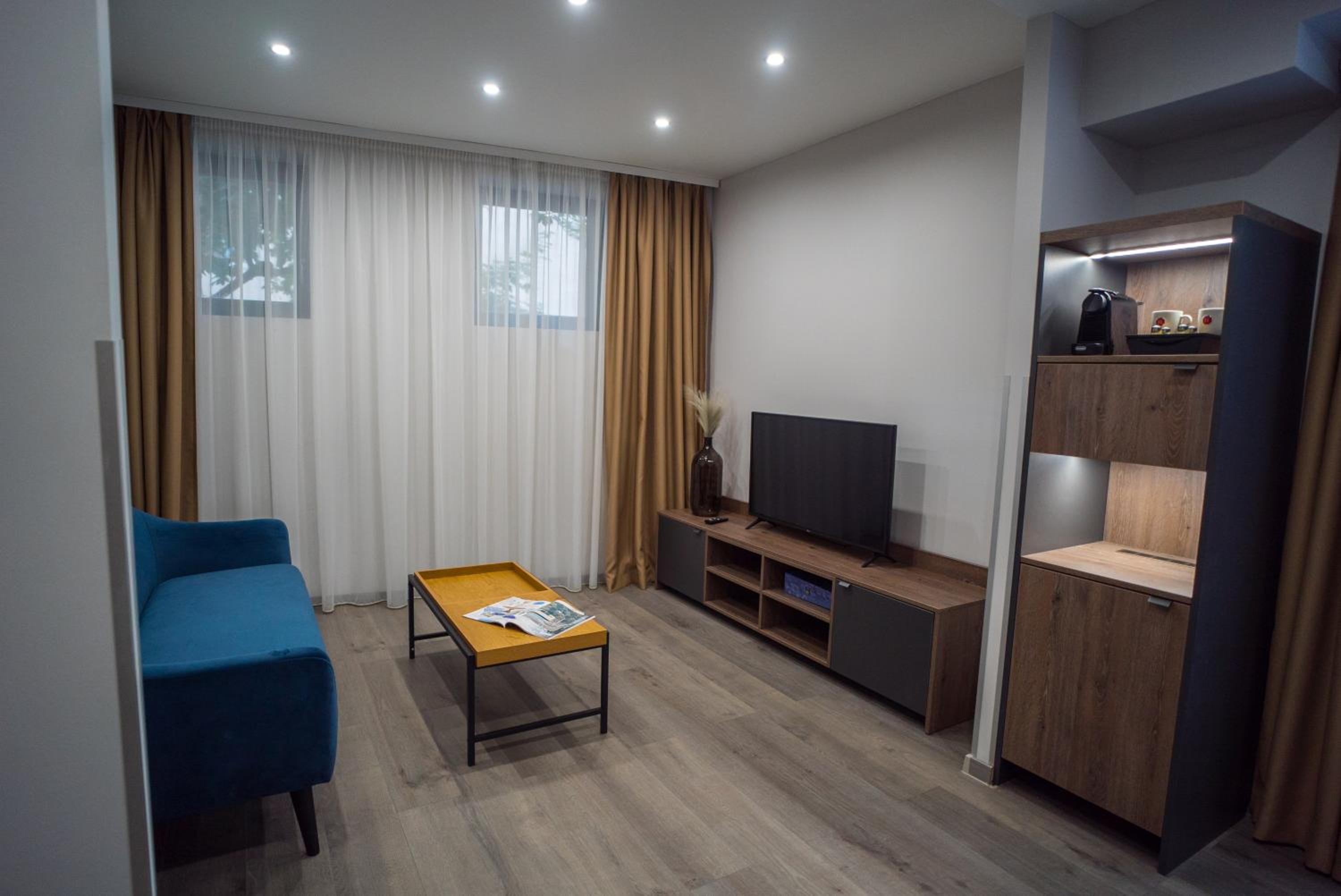 Triple Room - Photo 7