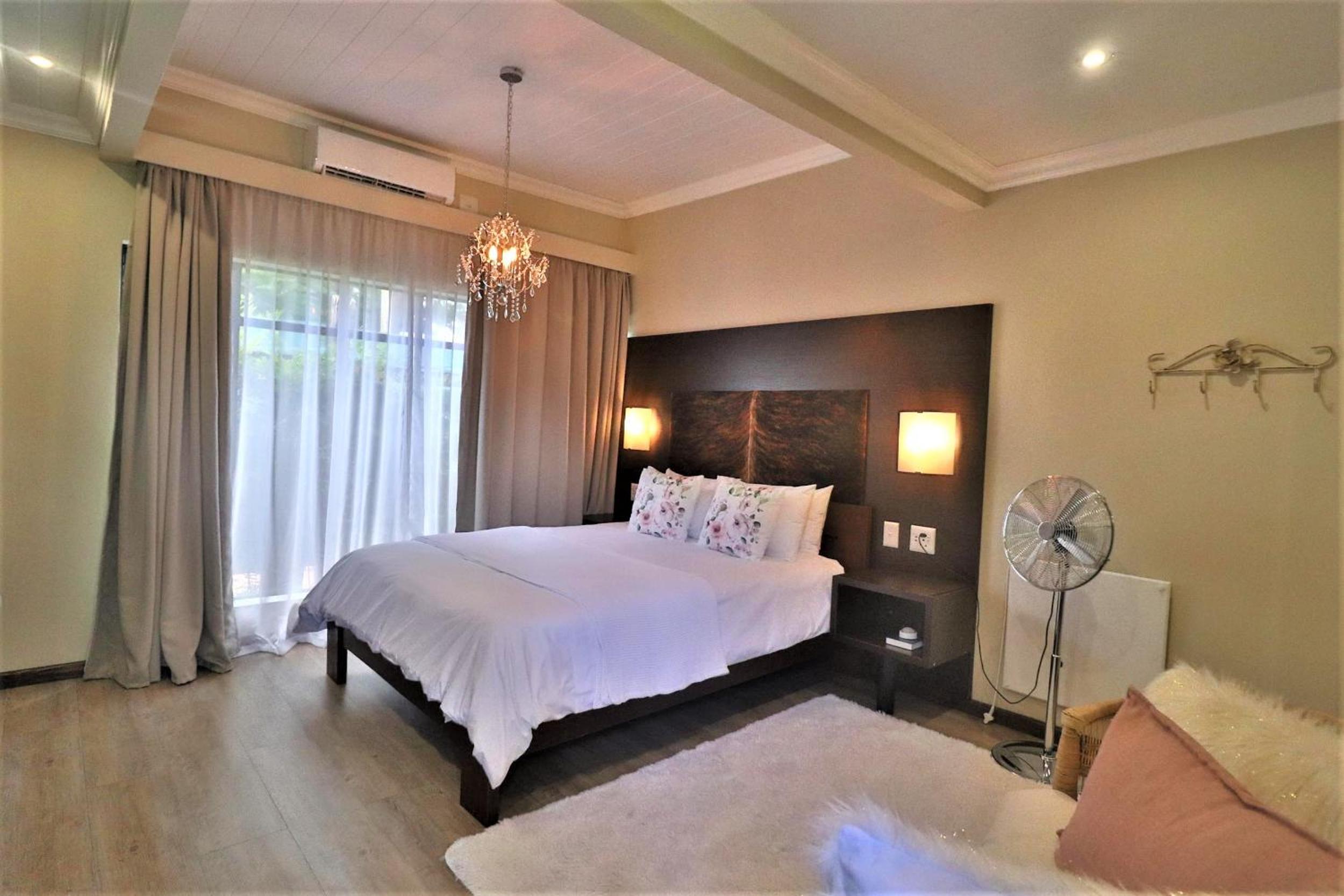 Deluxe Queen Room photo 3