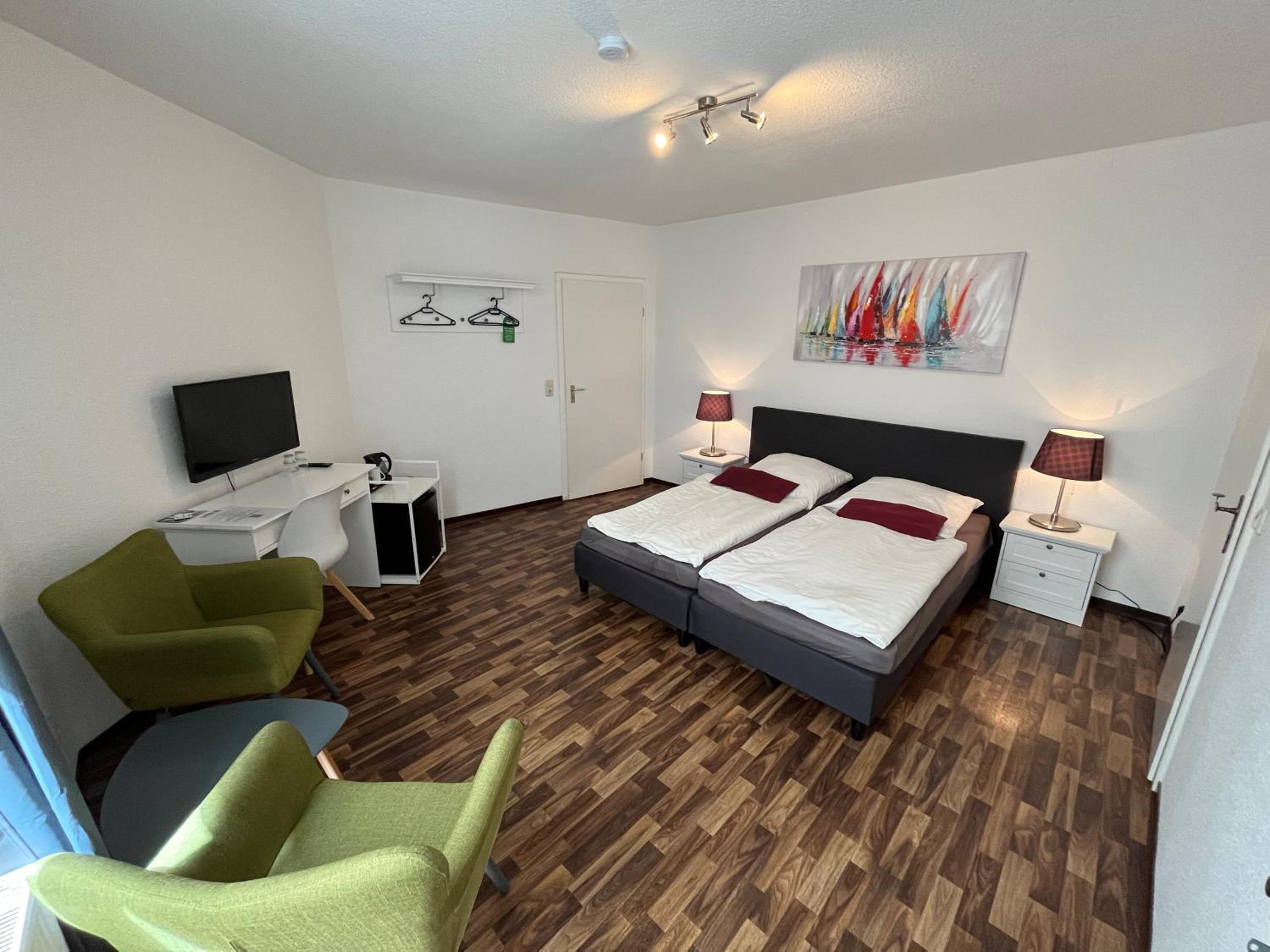 Double Room Type II - Photo 4