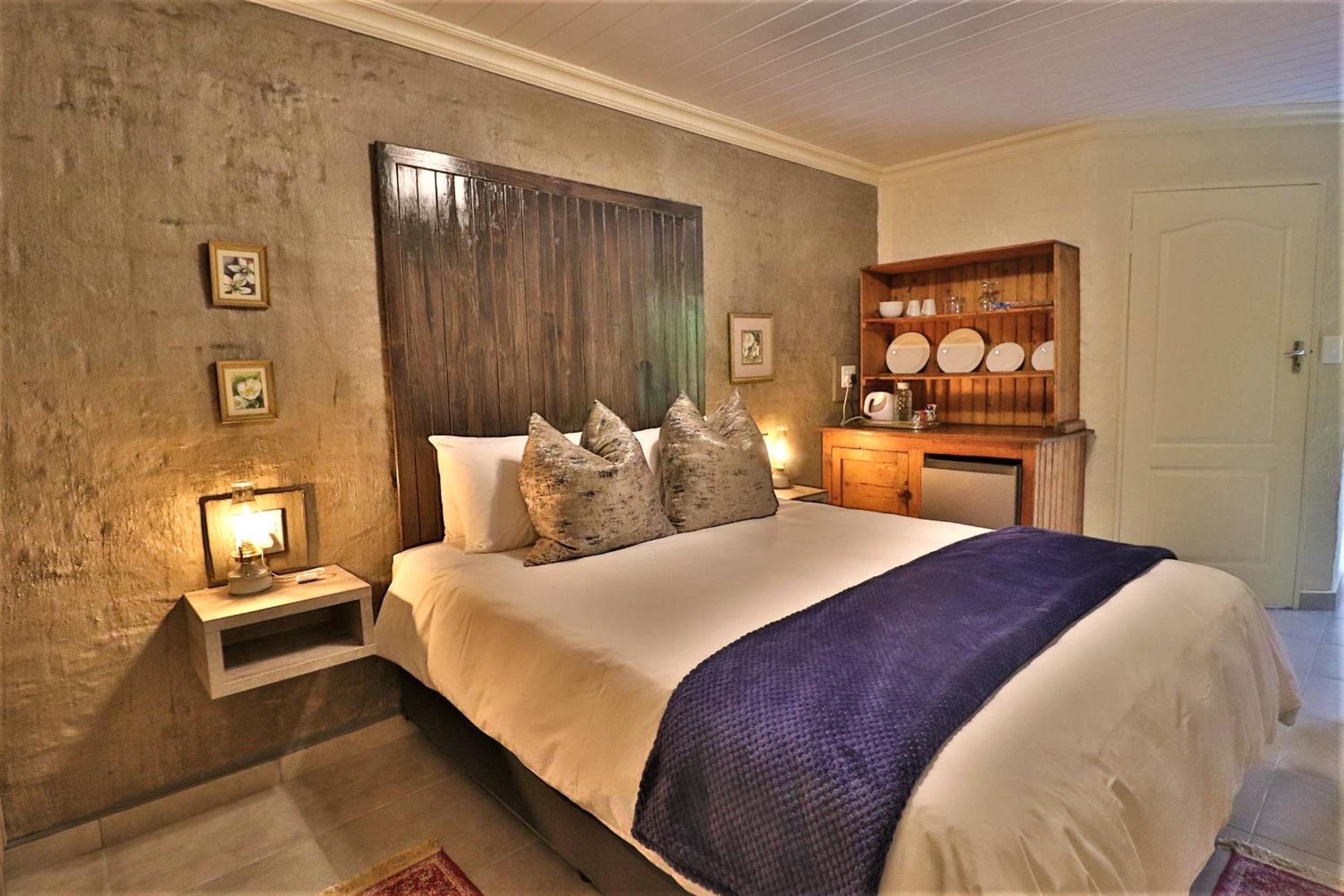 Standard Queen Room photo 2