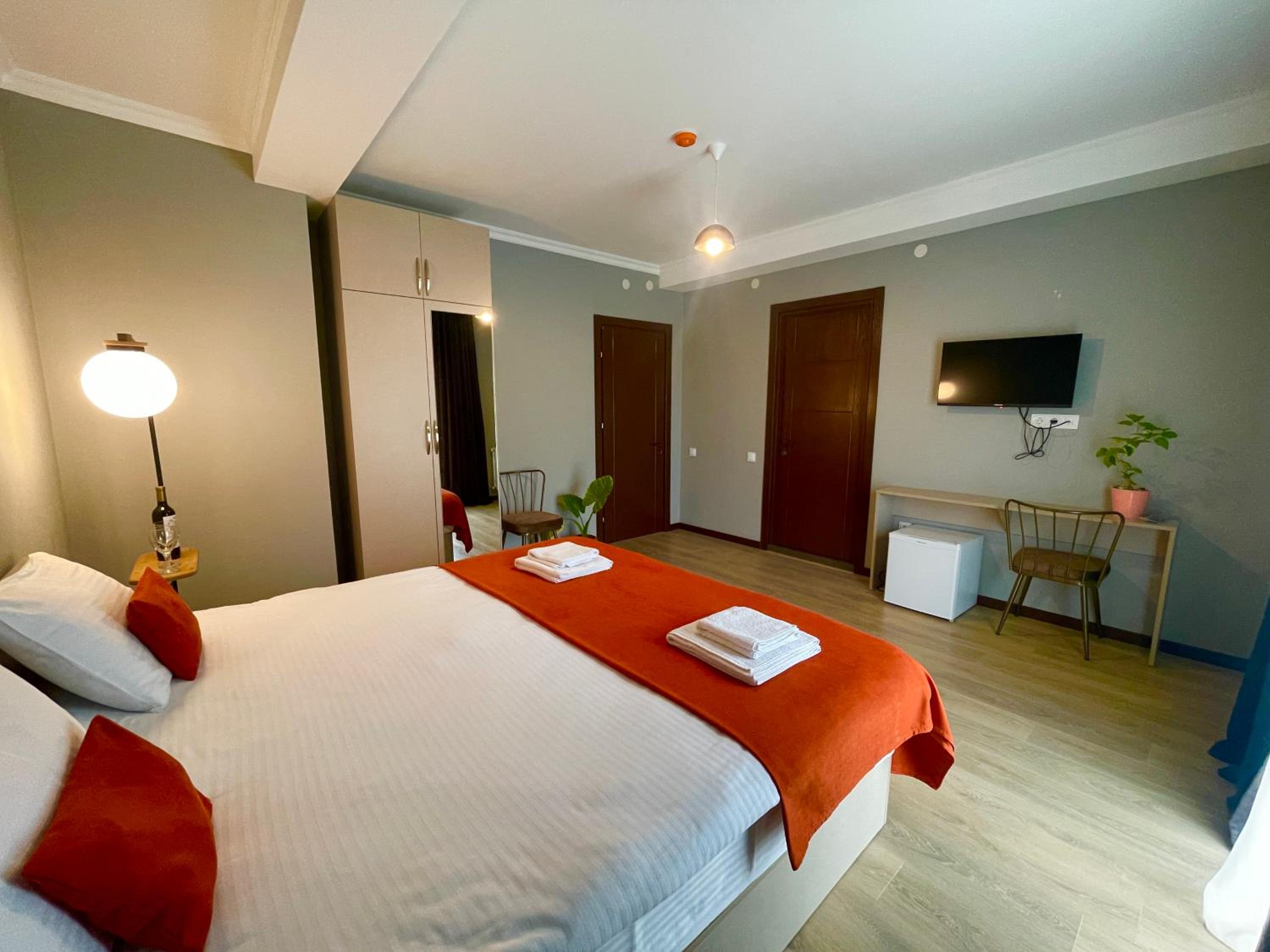 Budget Double Room photo 1