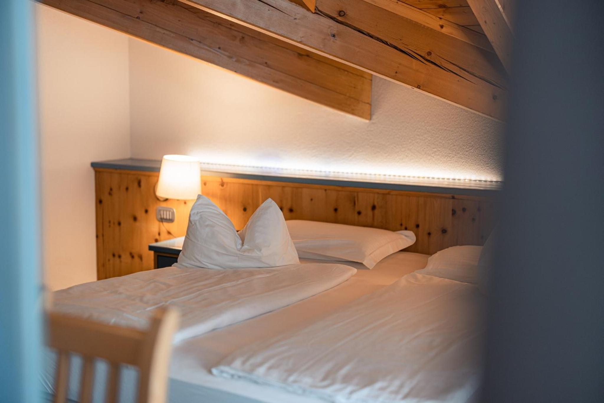 Standard Double Or Twin Room - Photo 5