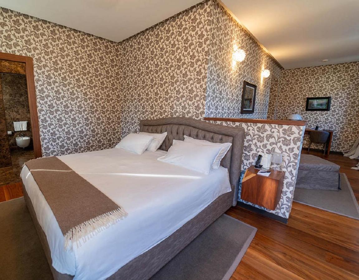 Junior Suite with Park View photo 2