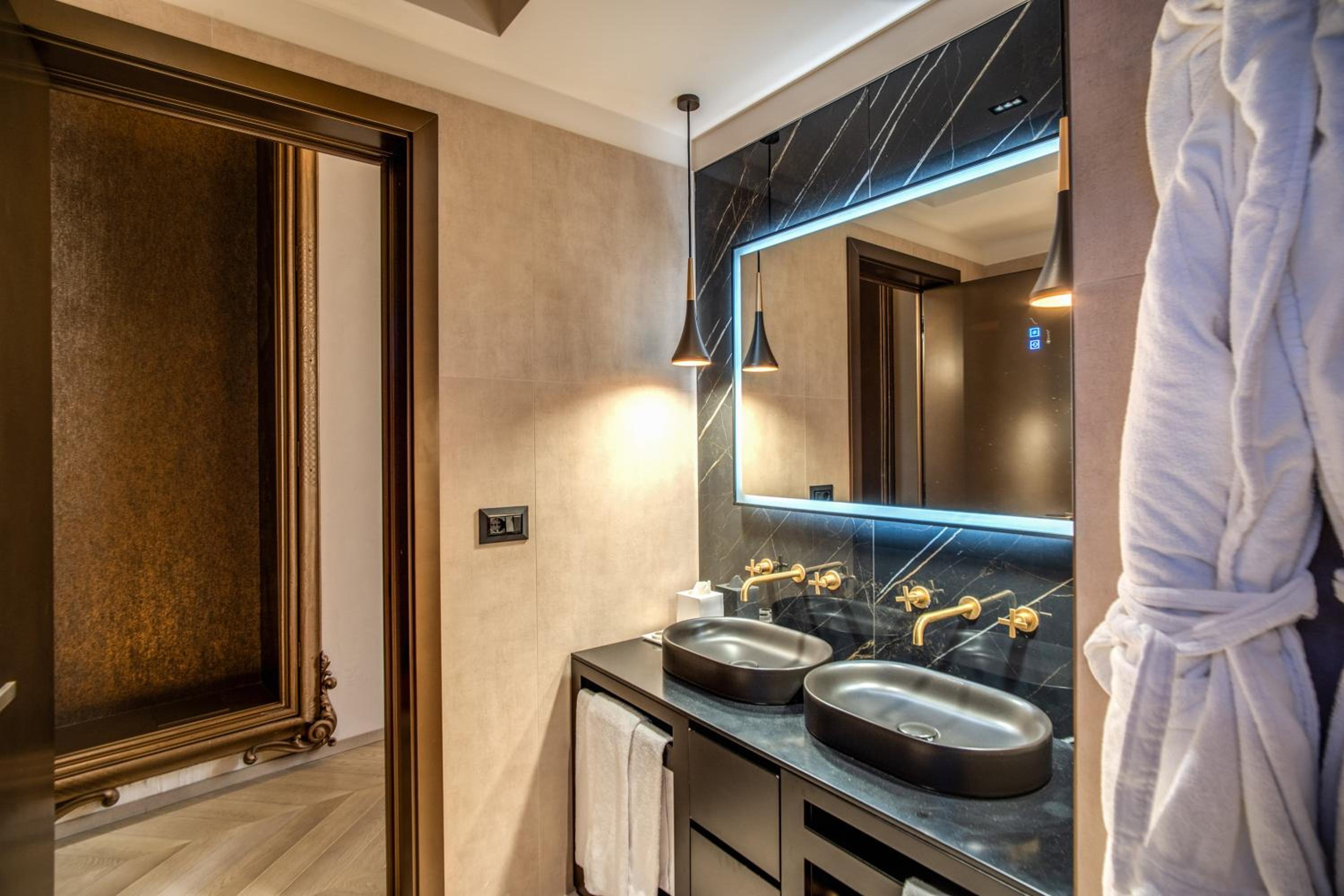 Presidential SPA suite photo 2