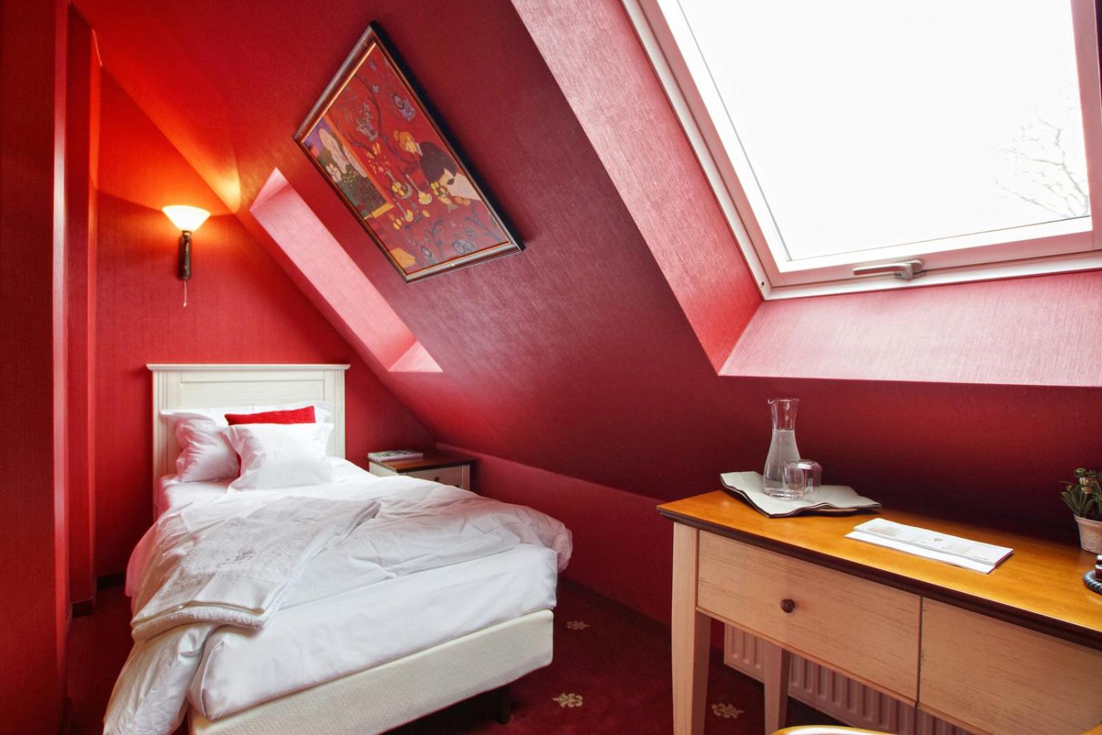 Budget Single Room photo 3