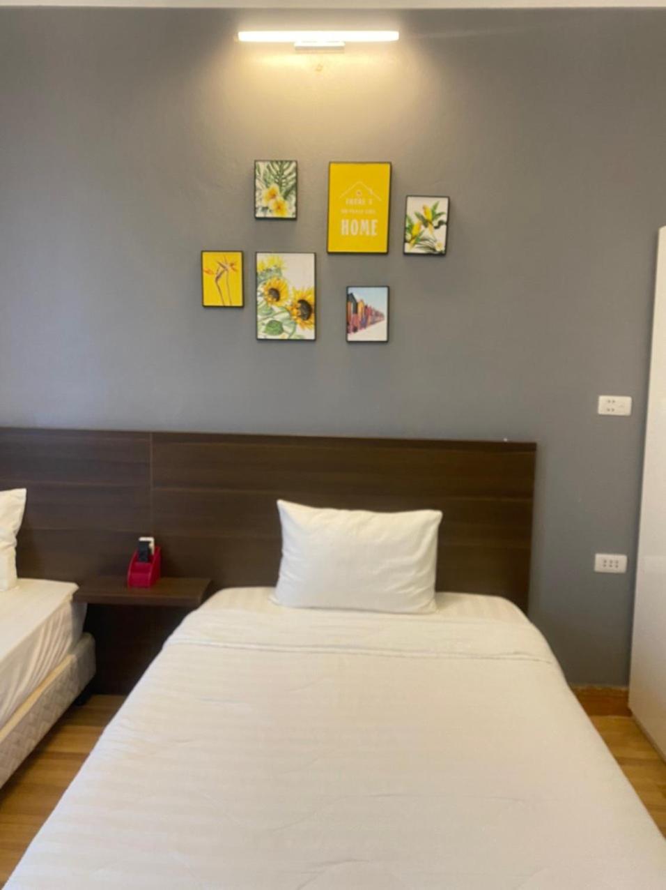 Twin Room With Shared Toilet photo 2