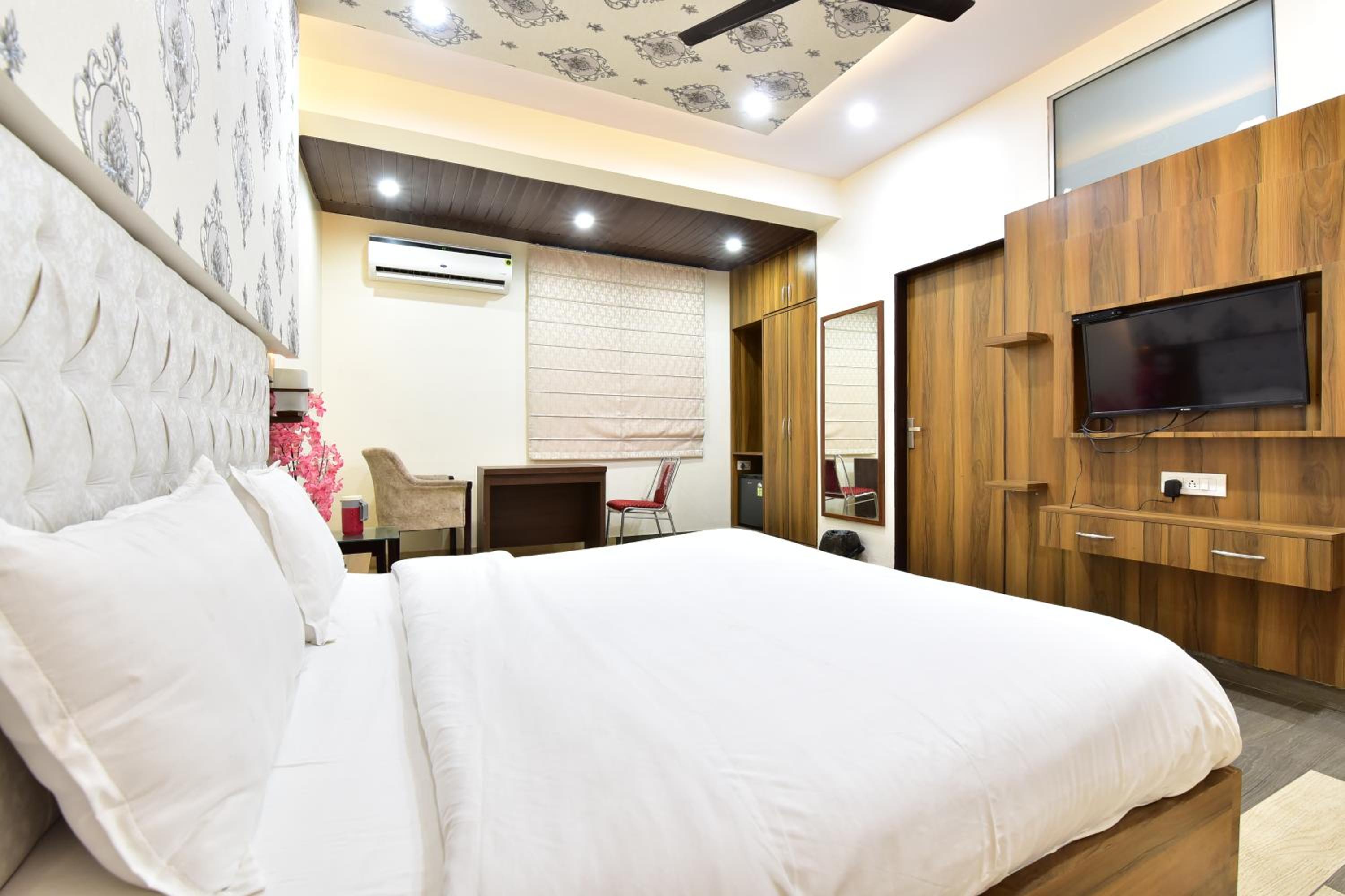 Deluxe Double Room - Photo 4