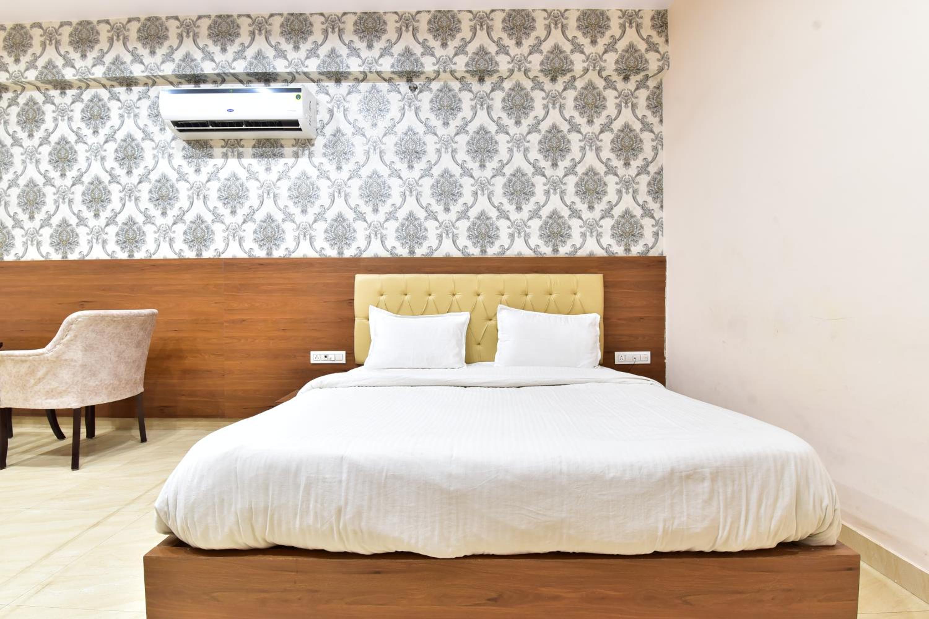 Superior Double Room - Photo 4