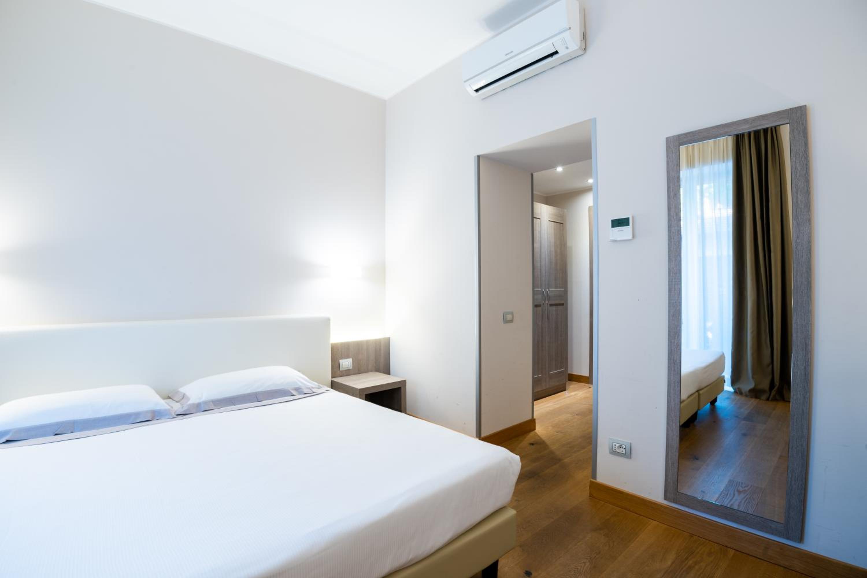 Deluxe Triple Room - Photo 2