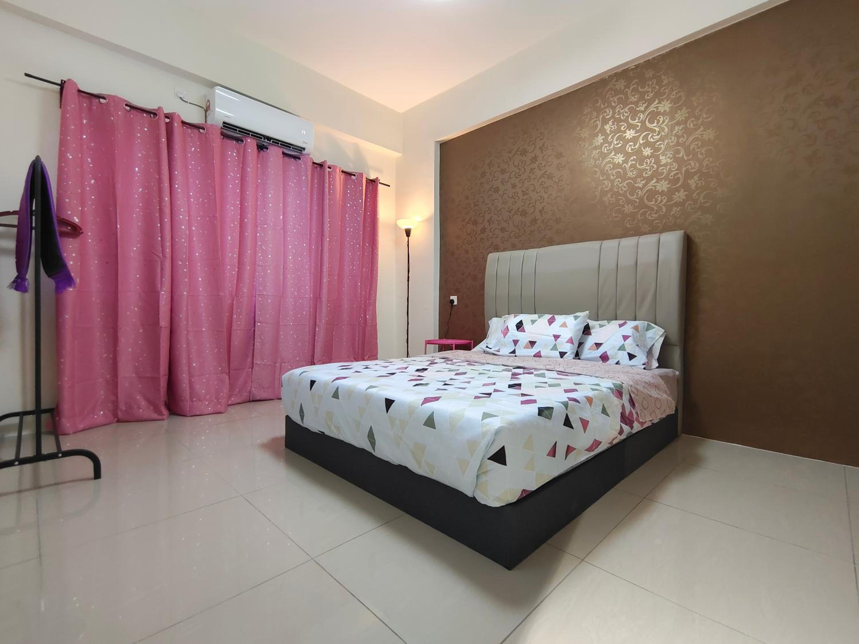Three-Bedroom Apartment - Photo 63