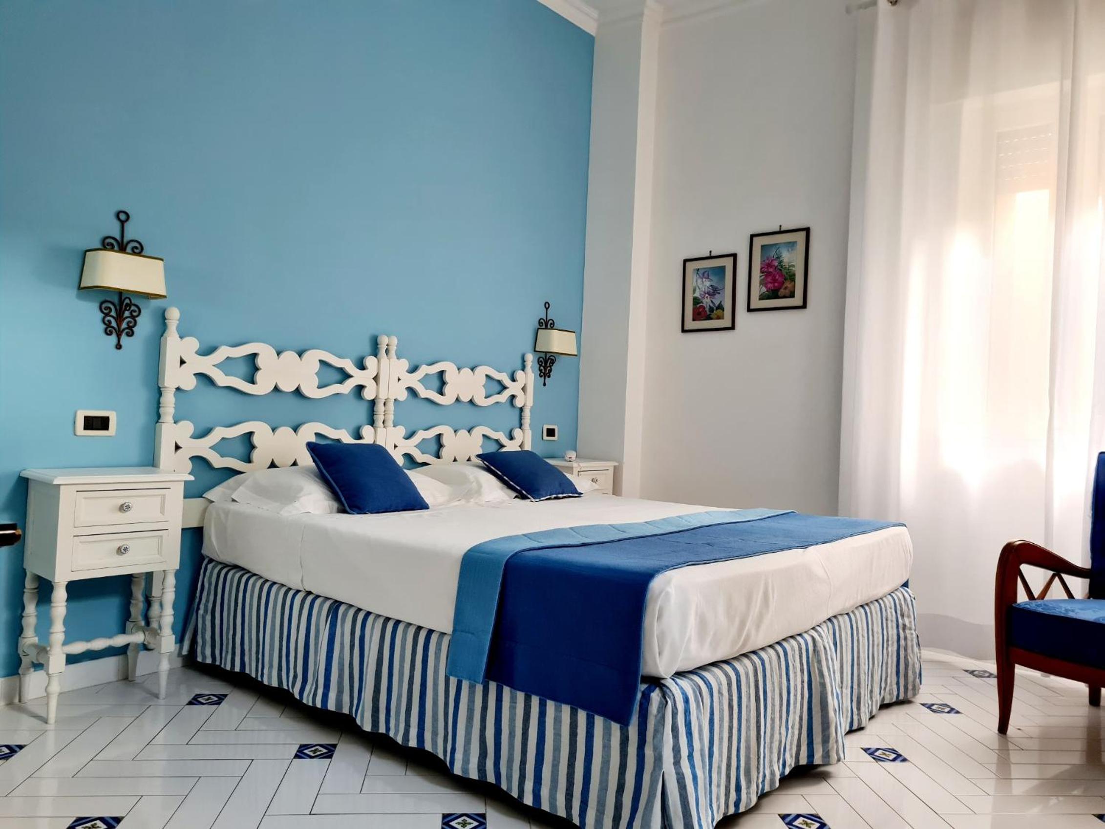 Double or Twin Room - Photo 1