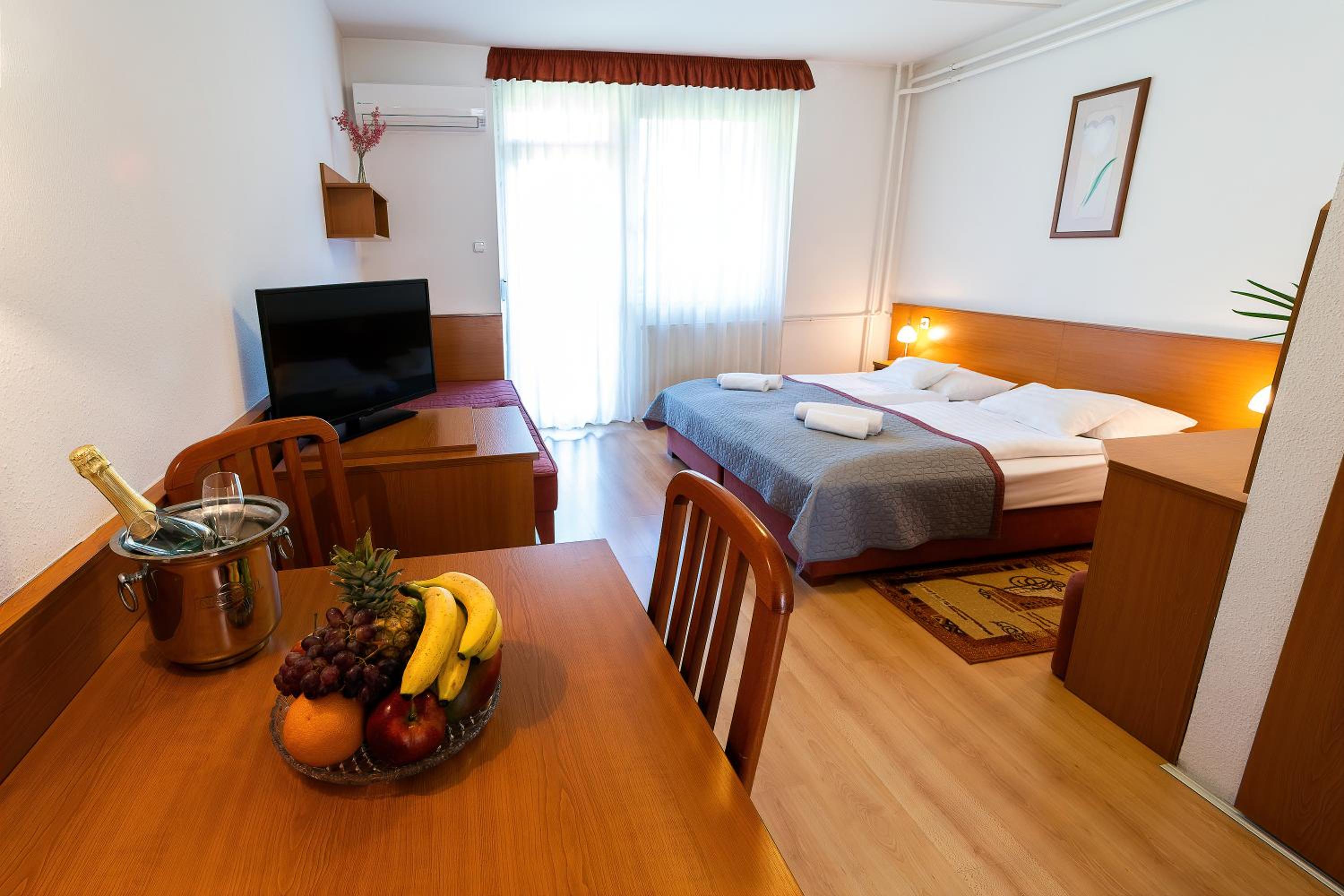 Superior Triple Room photo 1