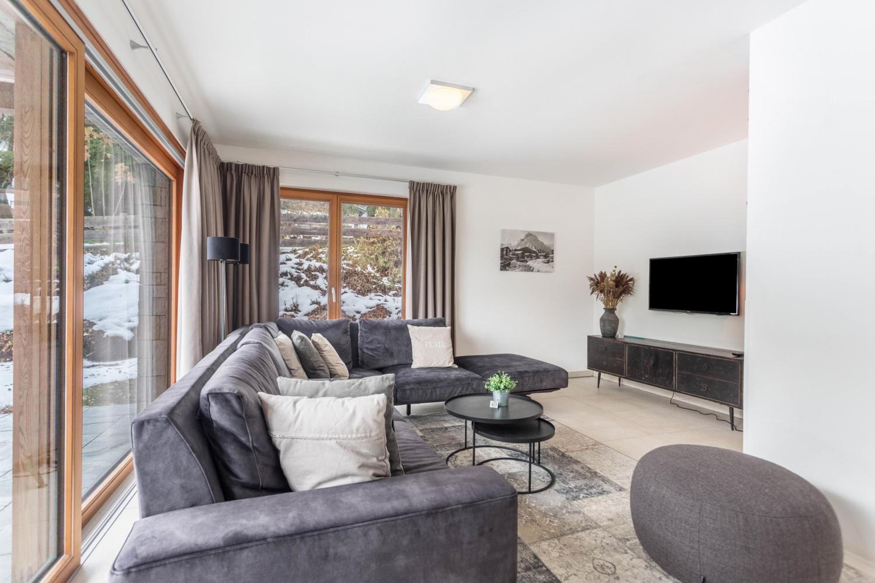 Three-Bedroom Superior Apartment