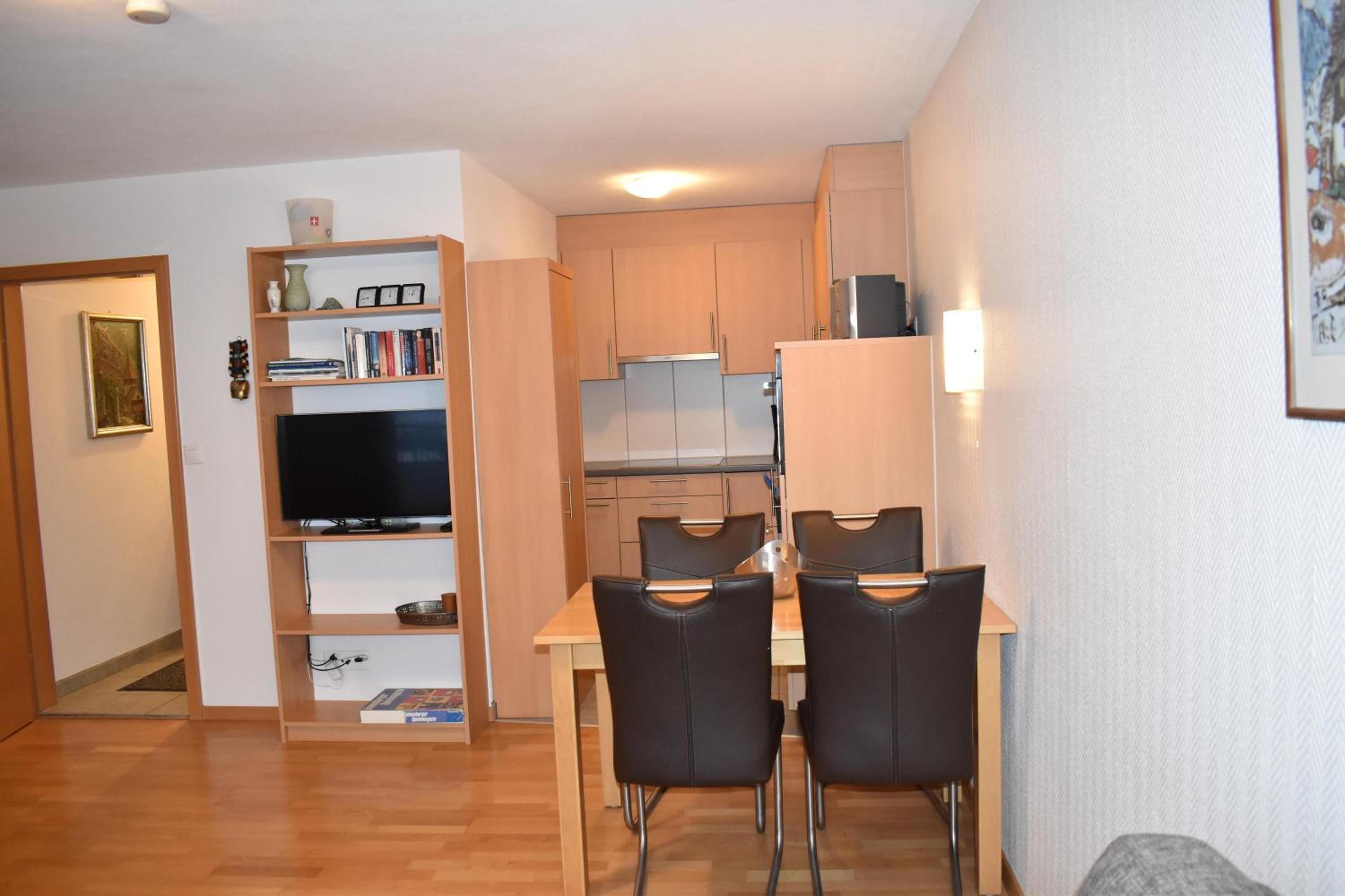 Apartment with Mountain View photo 3