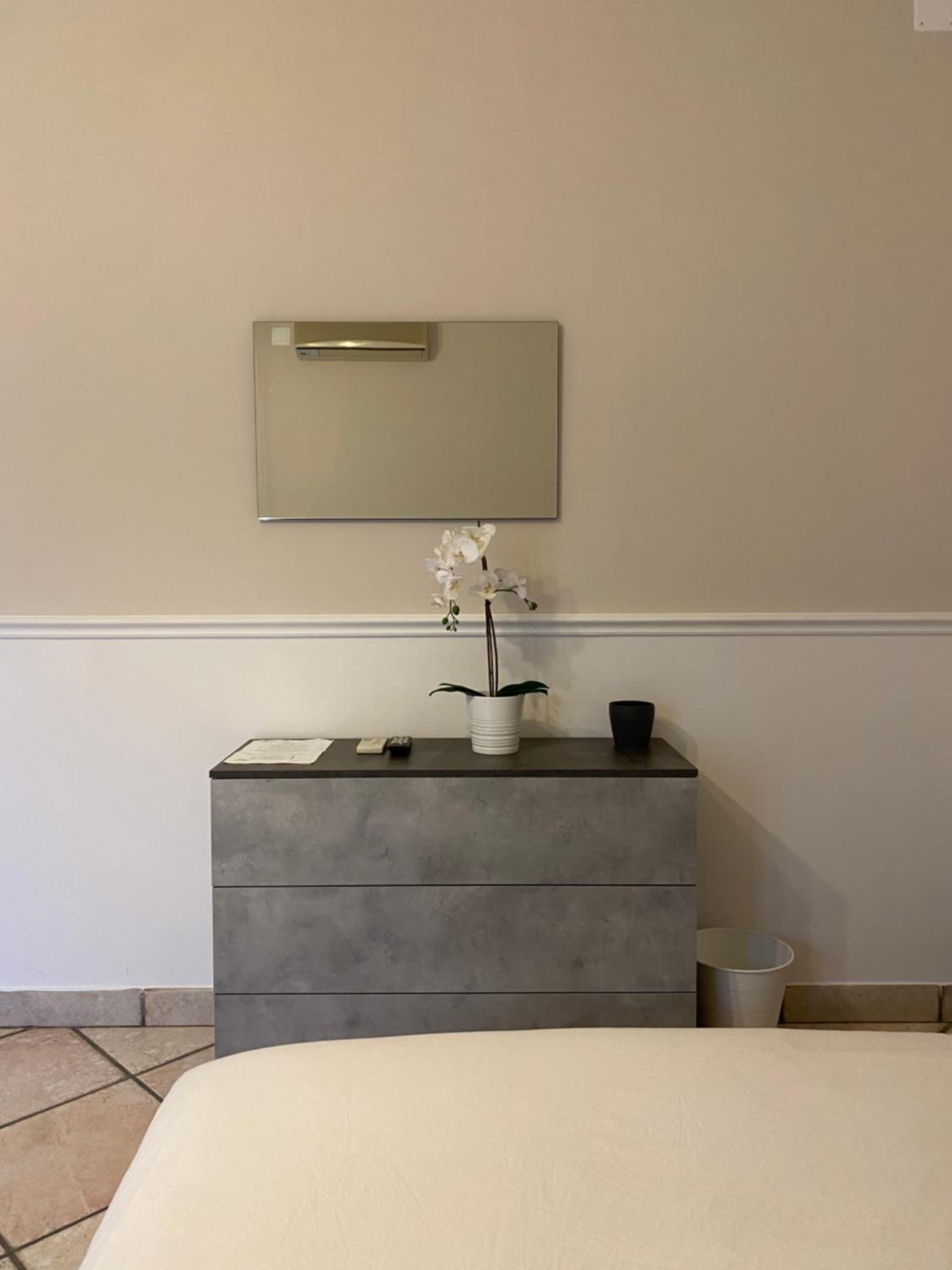 Deluxe Double Room with Extra Bed photo 2