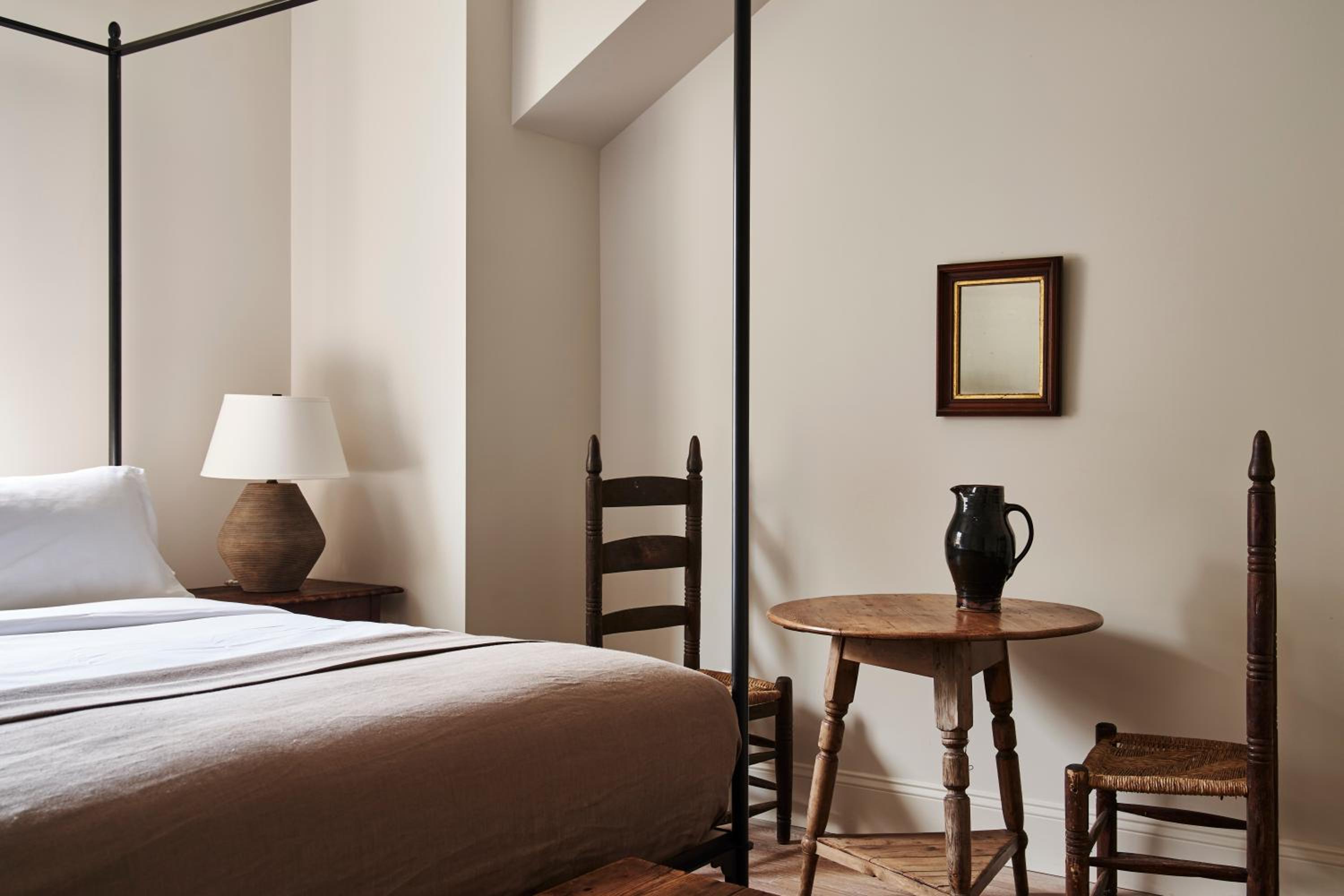 Deluxe King Room photo 1