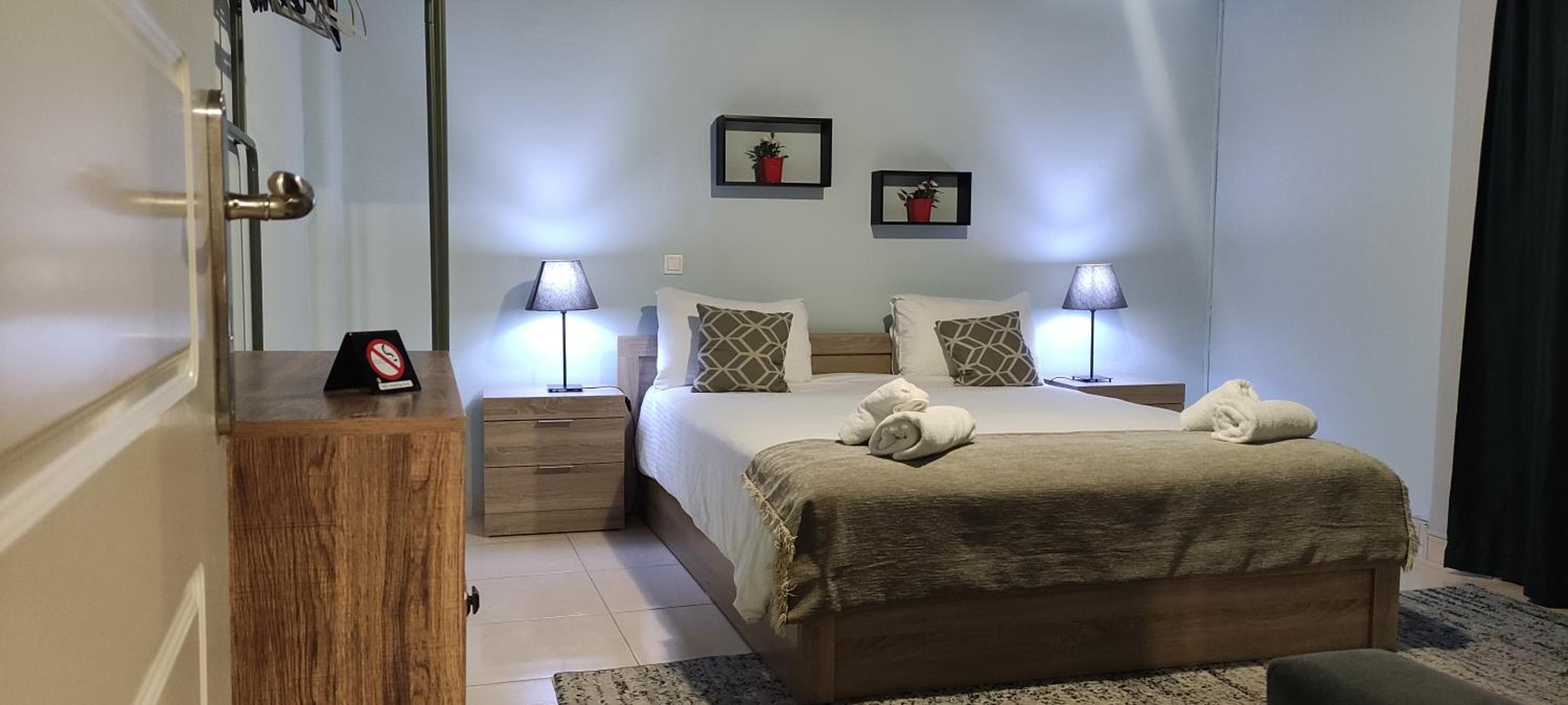 Two-Bedroom Apartment (Separate building)