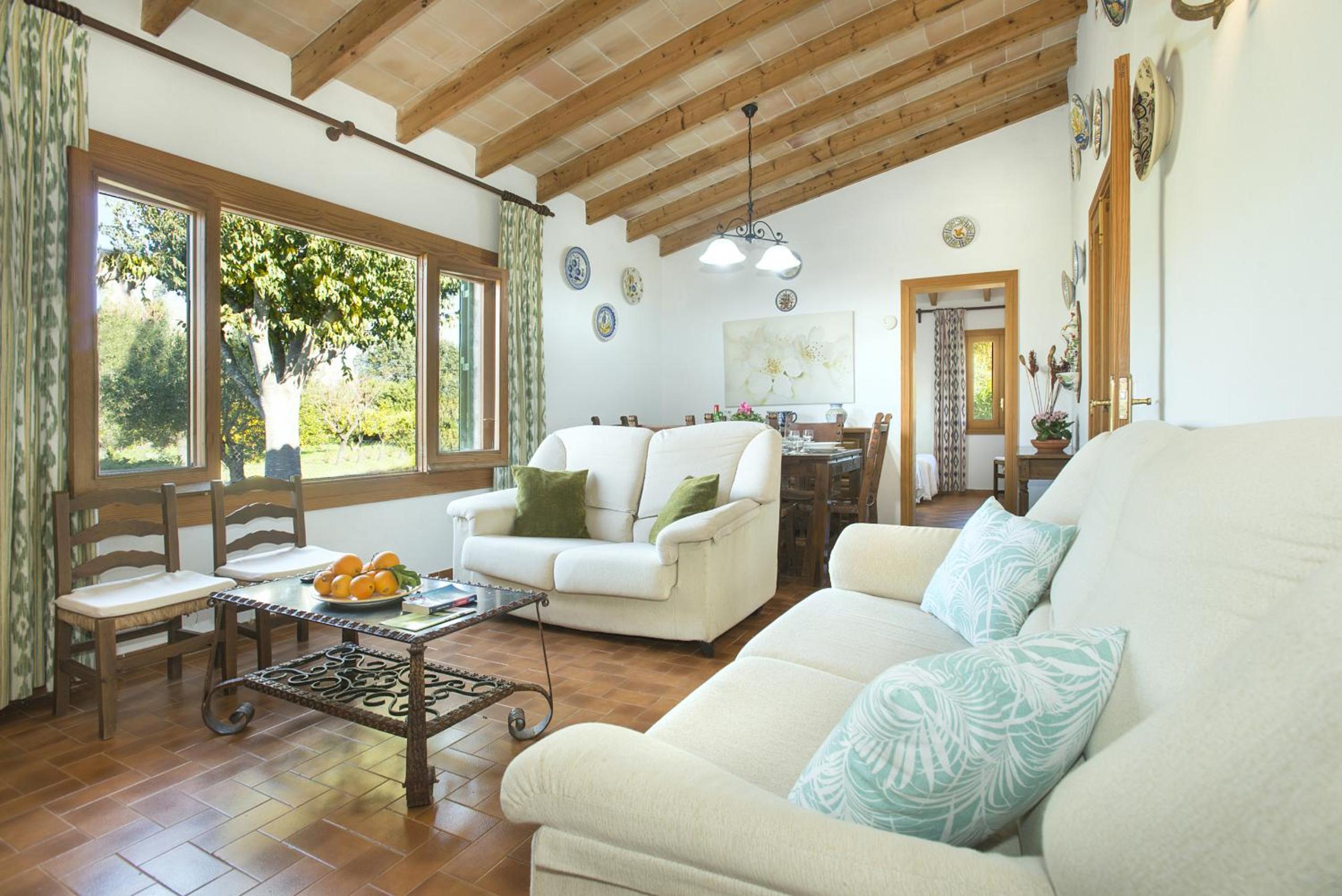 Three-Bedroom Villa photo 2